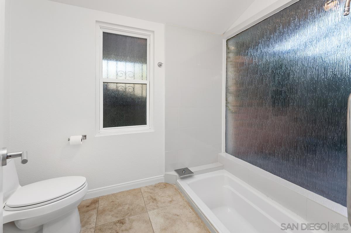 Detail Gallery Image 28 of 32 For 27  Greenview Drive, Carlsbad,  CA 92009 - 2 Beds | 2 Baths