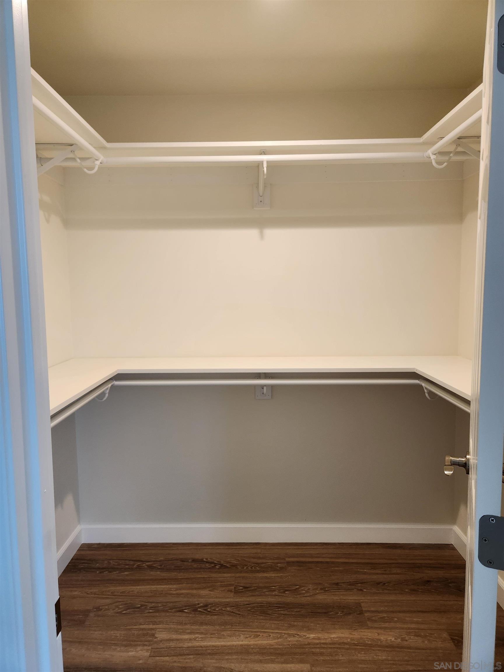 Detail Gallery Image 10 of 14 For 750 N Citrus Ave  1, Vista,  CA 92084 - 3 Beds | 2/1 Baths