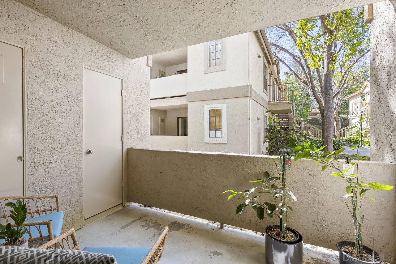 Detail Gallery Image 12 of 29 For 10379  Azuaga St  #139,  San Diego,  CA 92129 - 2 Beds | 2 Baths
