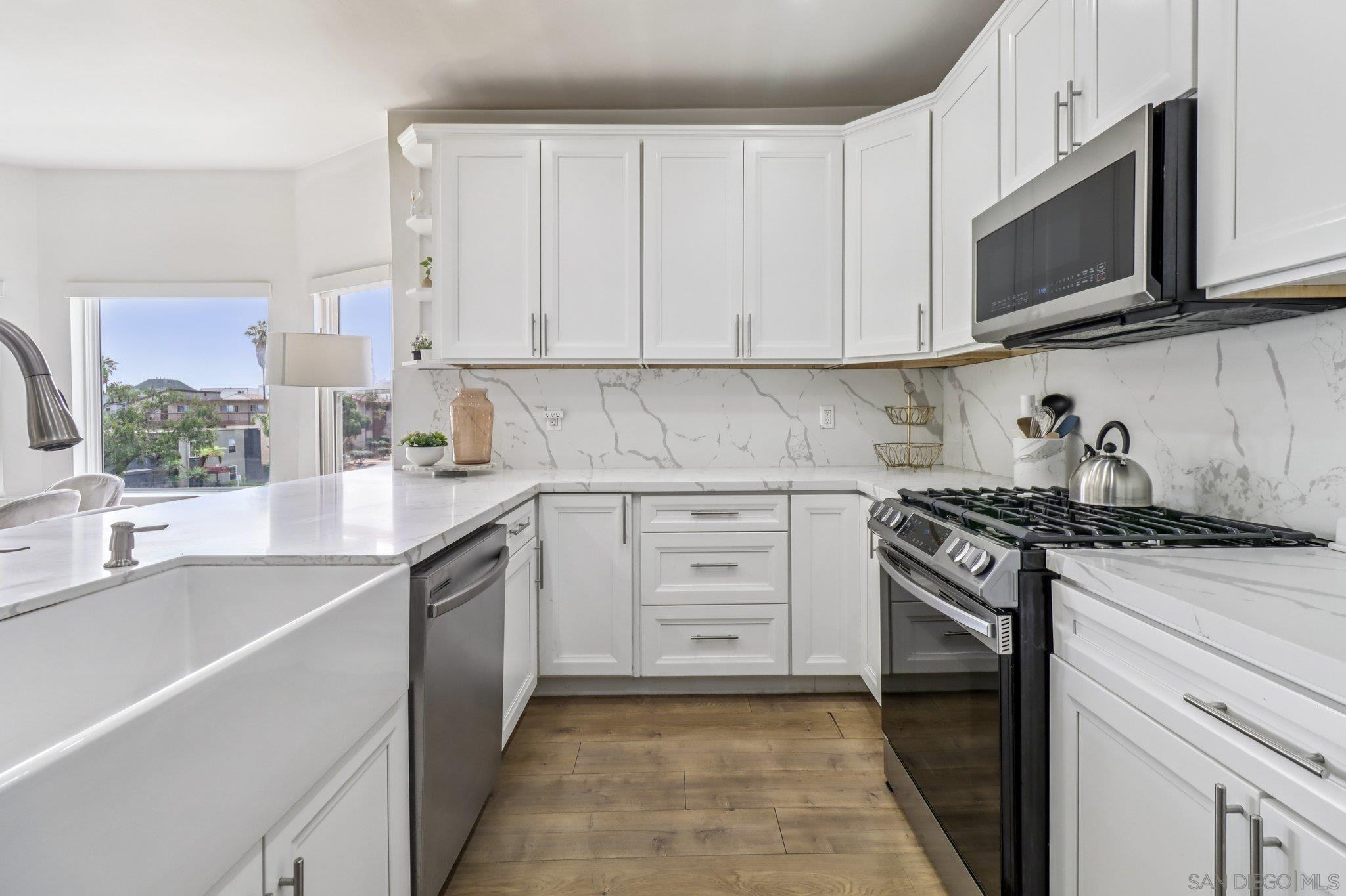 Detail Gallery Image 12 of 50 For 2804  C St, San Diego,  CA 92102 - 5 Beds | 3 Baths