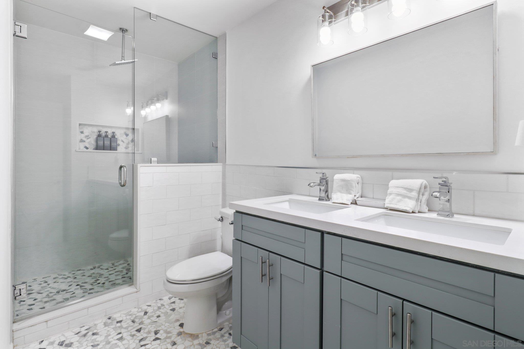 Detail Gallery Image 24 of 50 For 2804  C St, San Diego,  CA 92102 - 5 Beds | 3 Baths