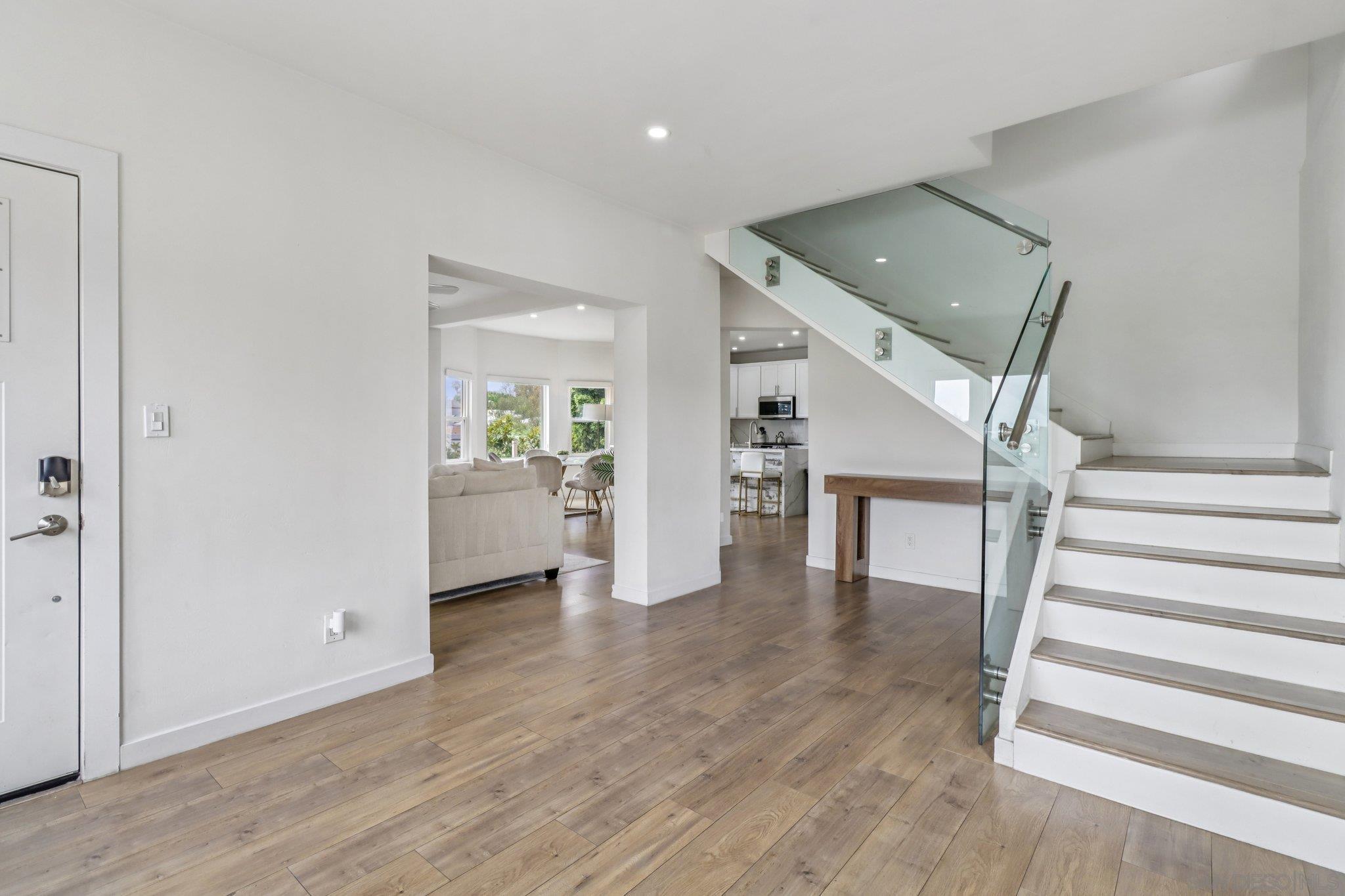 Detail Gallery Image 3 of 50 For 2804  C St, San Diego,  CA 92102 - 5 Beds | 3 Baths