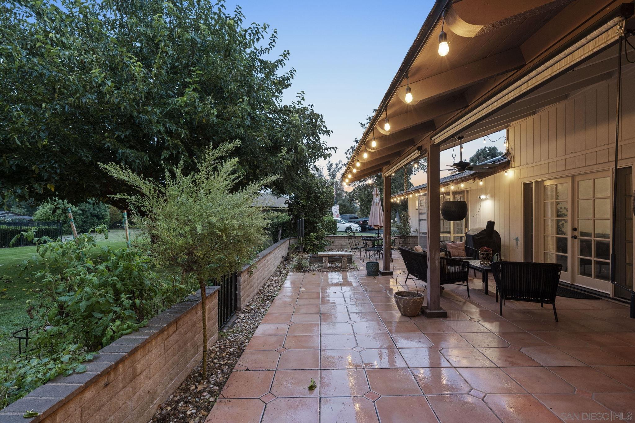 Detail Gallery Image 8 of 52 For 15439  Still Brook Ln, Pauma Valley,  CA 92061 - 3 Beds | 3 Baths