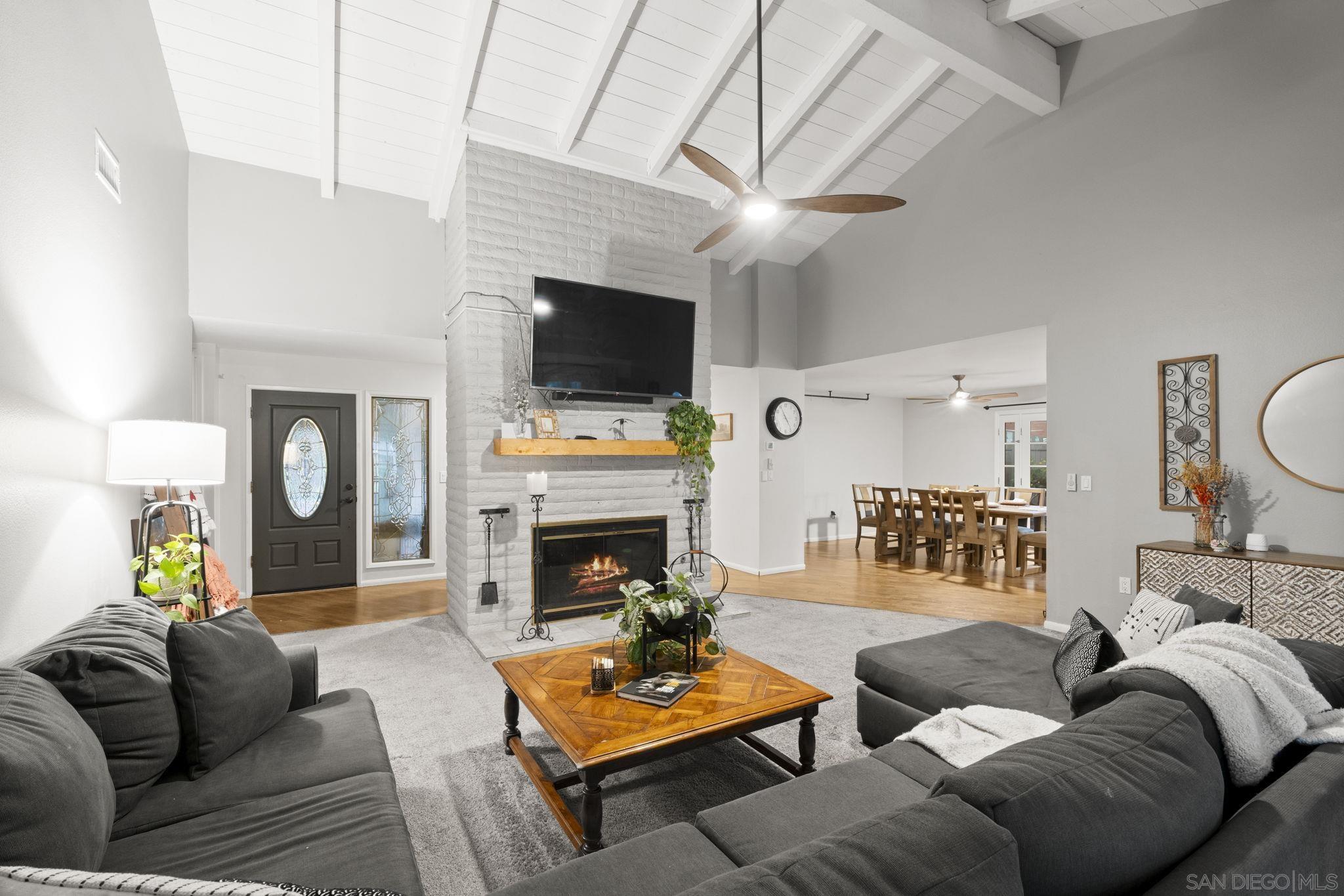 Detail Gallery Image 10 of 52 For 15439  Still Brook Ln, Pauma Valley,  CA 92061 - 3 Beds | 3 Baths