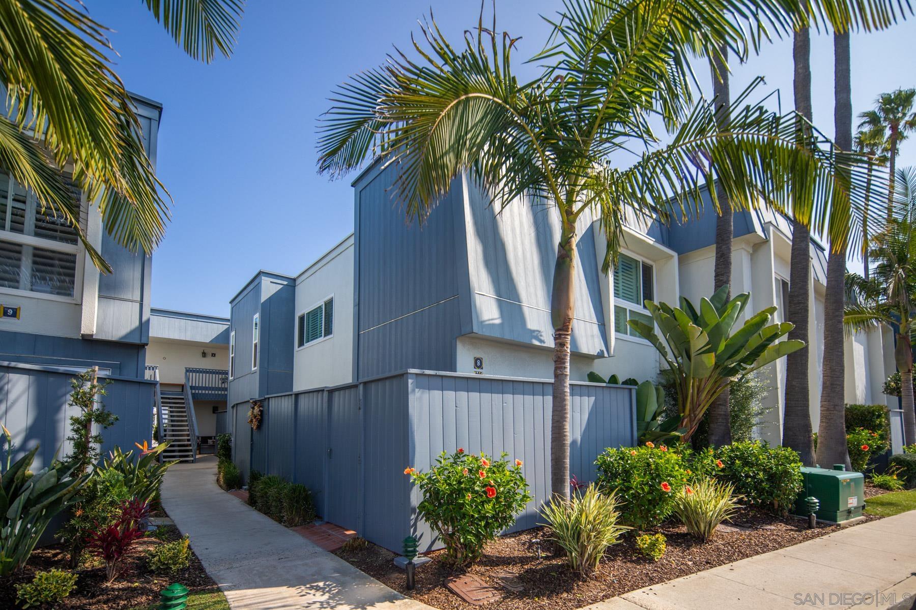 Detail Gallery Image 2 of 32 For 8  Antigua Ct, Coronado,  CA 92118 - 3 Beds | 2 Baths