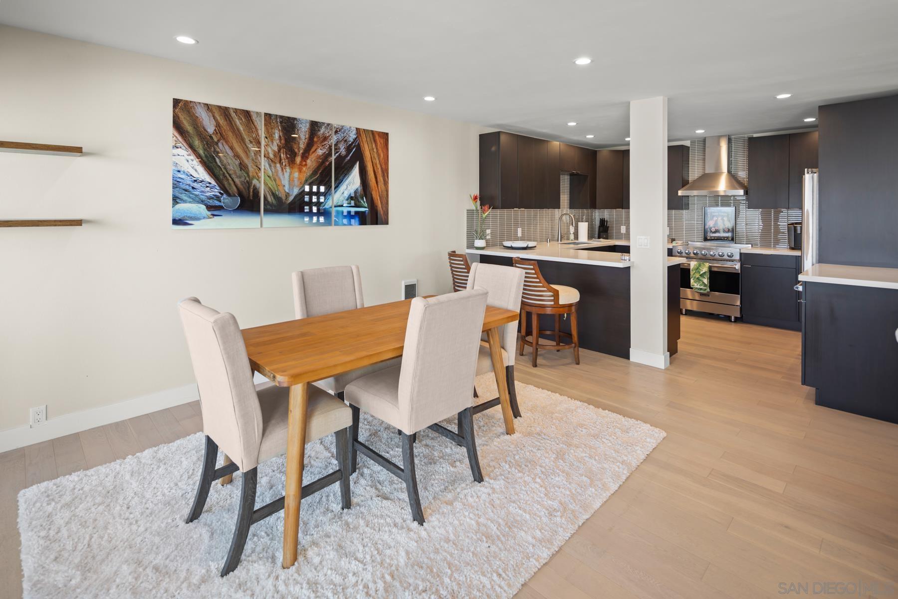 Detail Gallery Image 11 of 32 For 8  Antigua Ct, Coronado,  CA 92118 - 3 Beds | 2 Baths