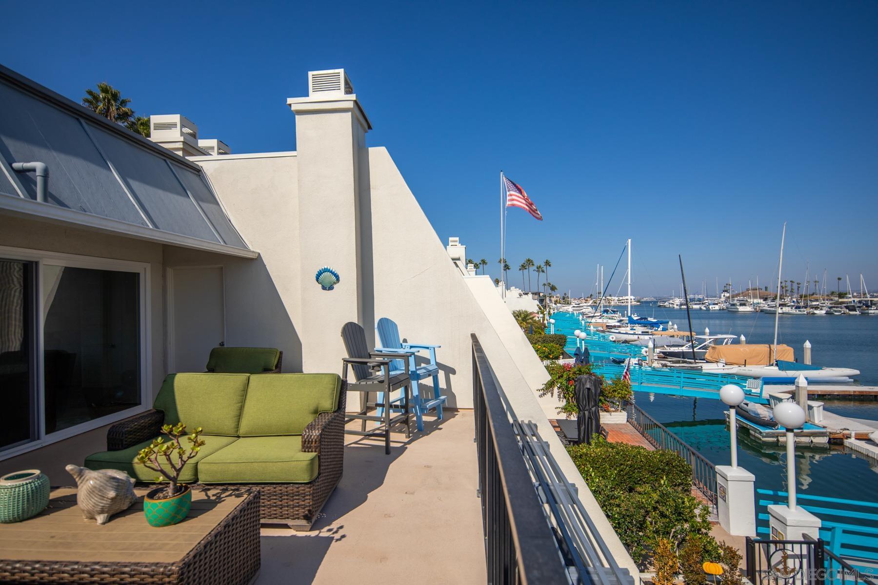 Detail Gallery Image 14 of 32 For 8  Antigua Ct, Coronado,  CA 92118 - 3 Beds | 2 Baths