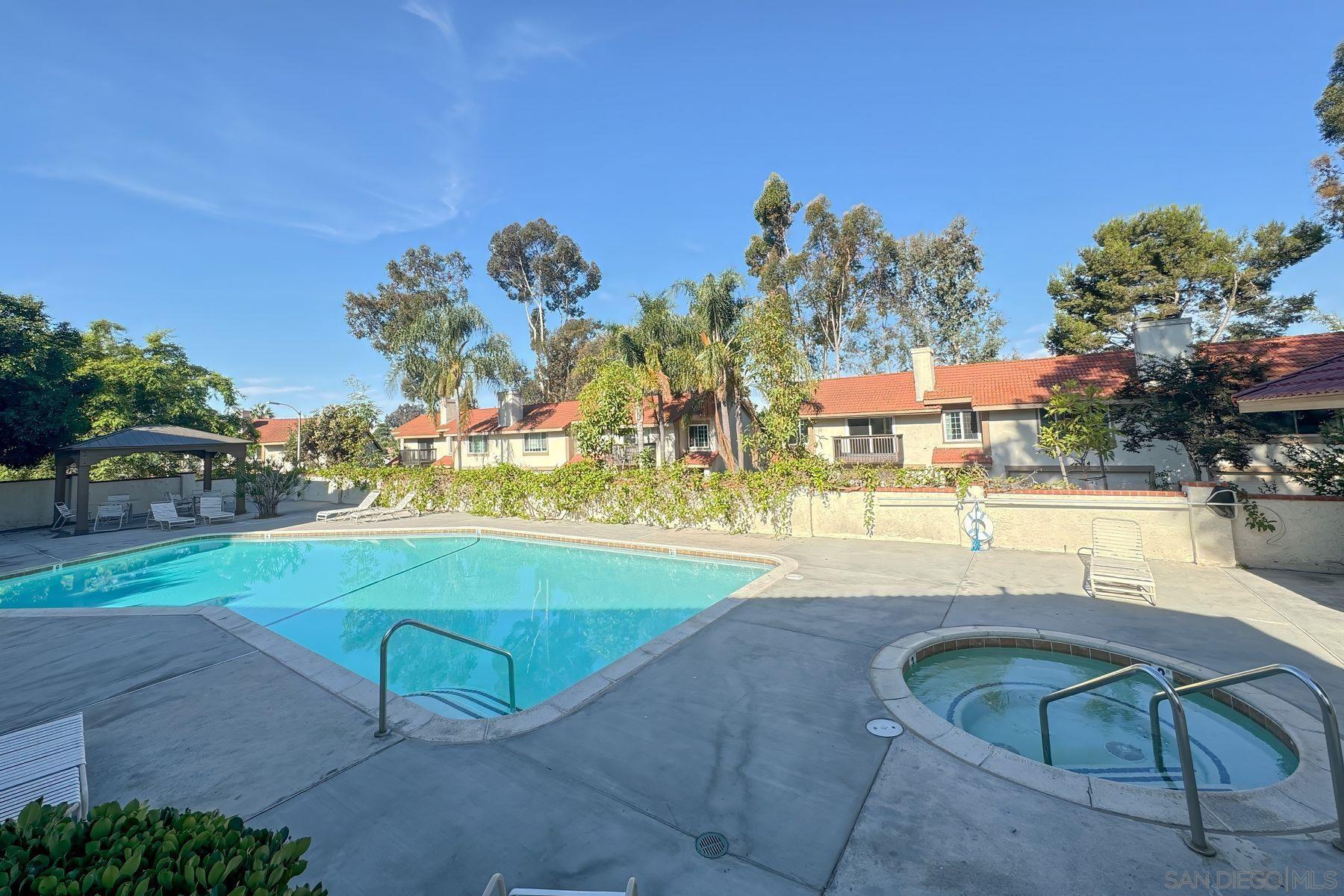 Detail Gallery Image 20 of 20 For 348  Windy Ln, Vista,  CA 92083 - 3 Beds | 2 Baths