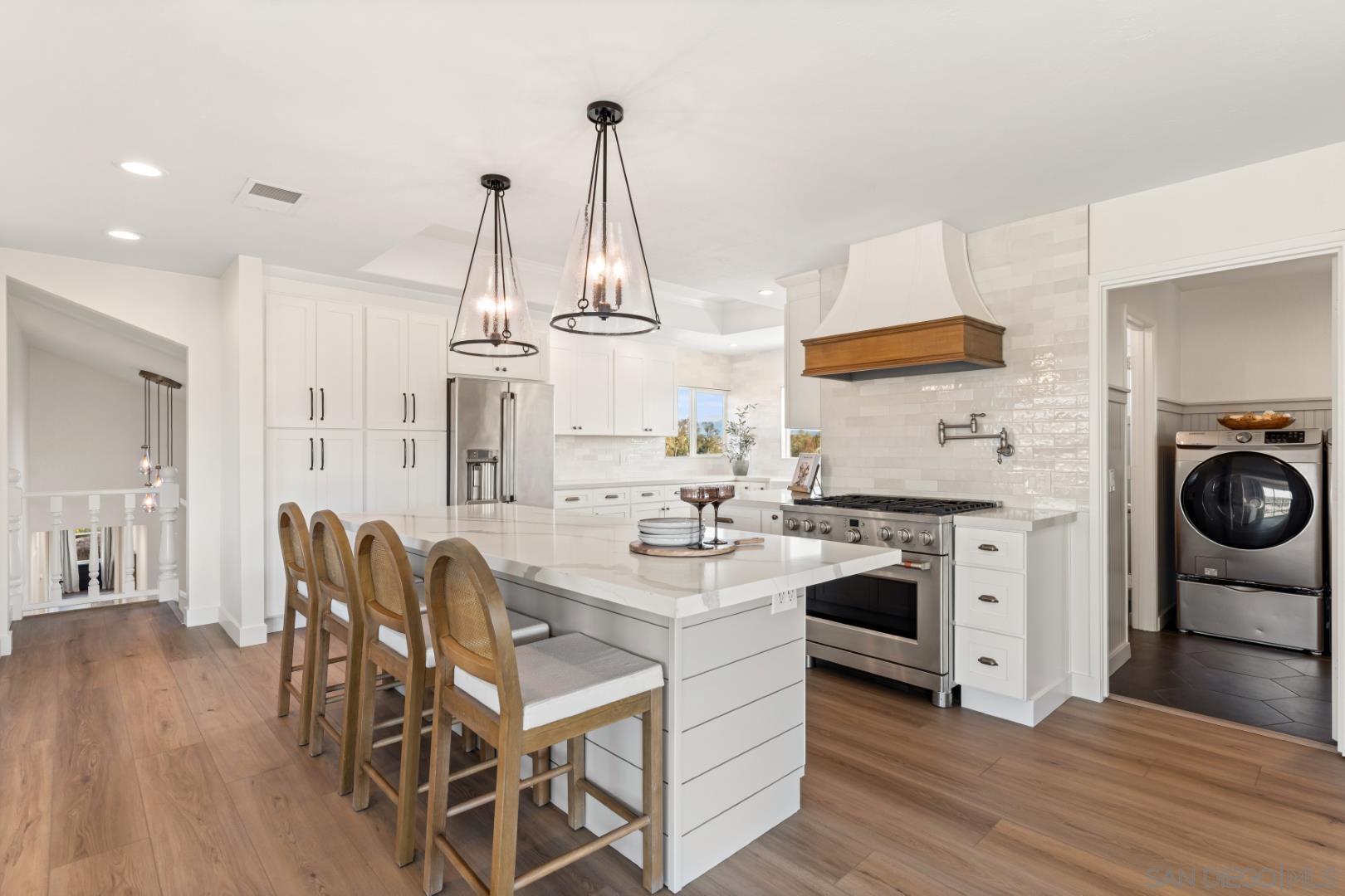 Detail Gallery Image 16 of 67 For 4141  Palomar Drive, Fallbrook,  CA 92028 - 5 Beds | 3 Baths