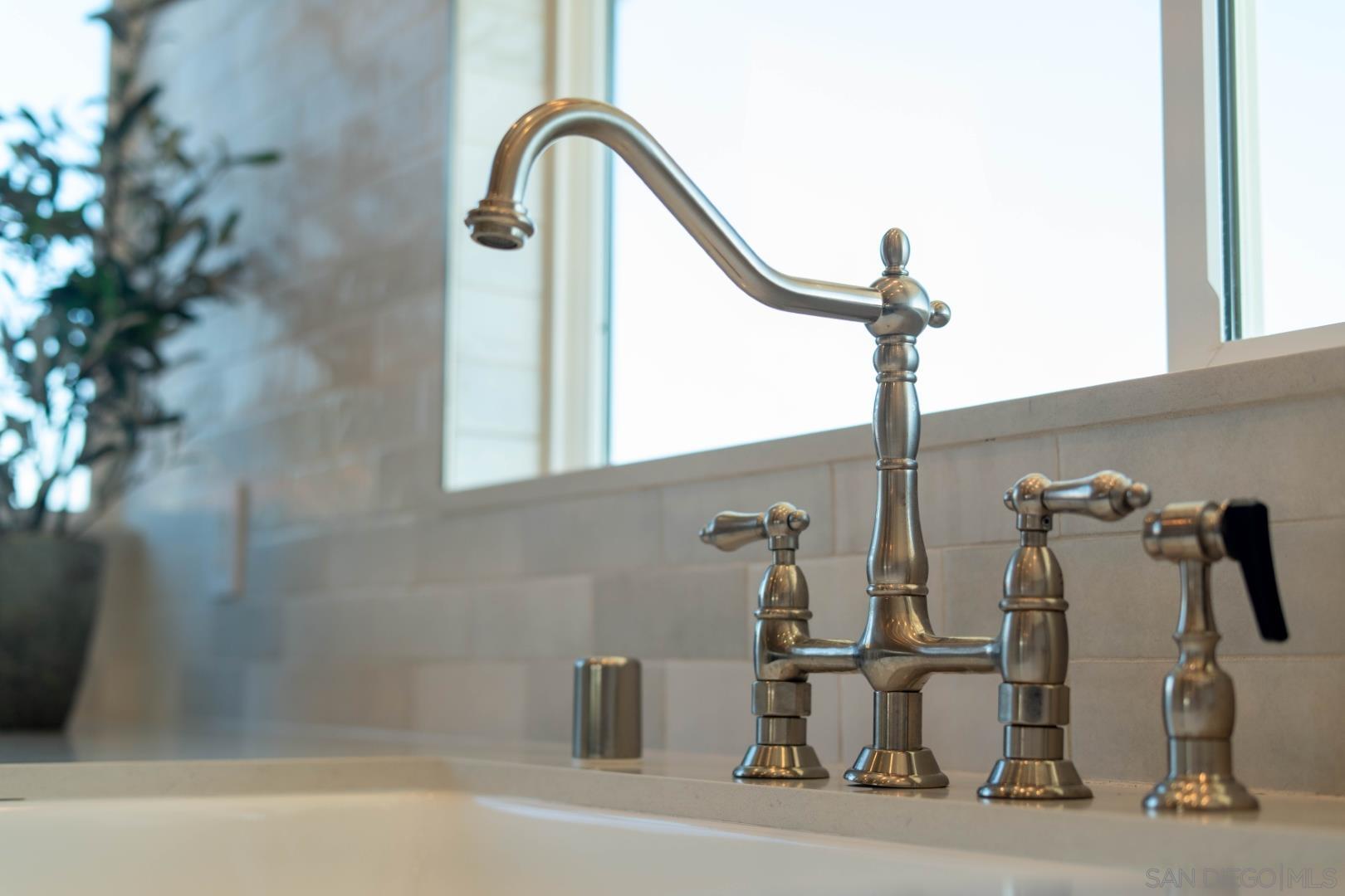 Detail Gallery Image 22 of 67 For 4141  Palomar Drive, Fallbrook,  CA 92028 - 5 Beds | 3 Baths