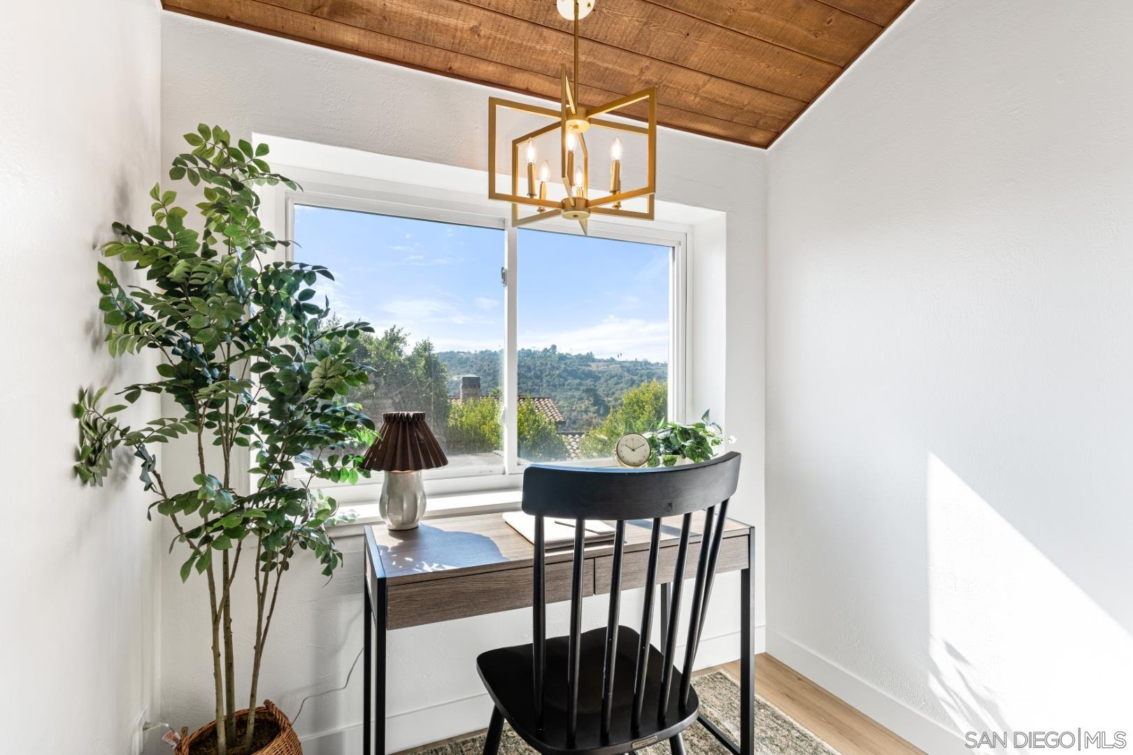 Detail Gallery Image 24 of 67 For 4141  Palomar Drive, Fallbrook,  CA 92028 - 5 Beds | 3 Baths