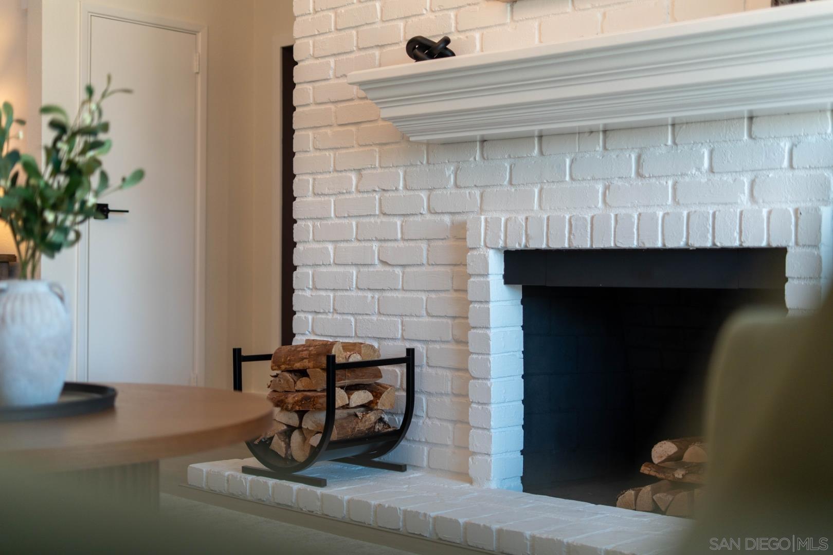 Detail Gallery Image 9 of 67 For 4141  Palomar Drive, Fallbrook,  CA 92028 - 5 Beds | 3 Baths