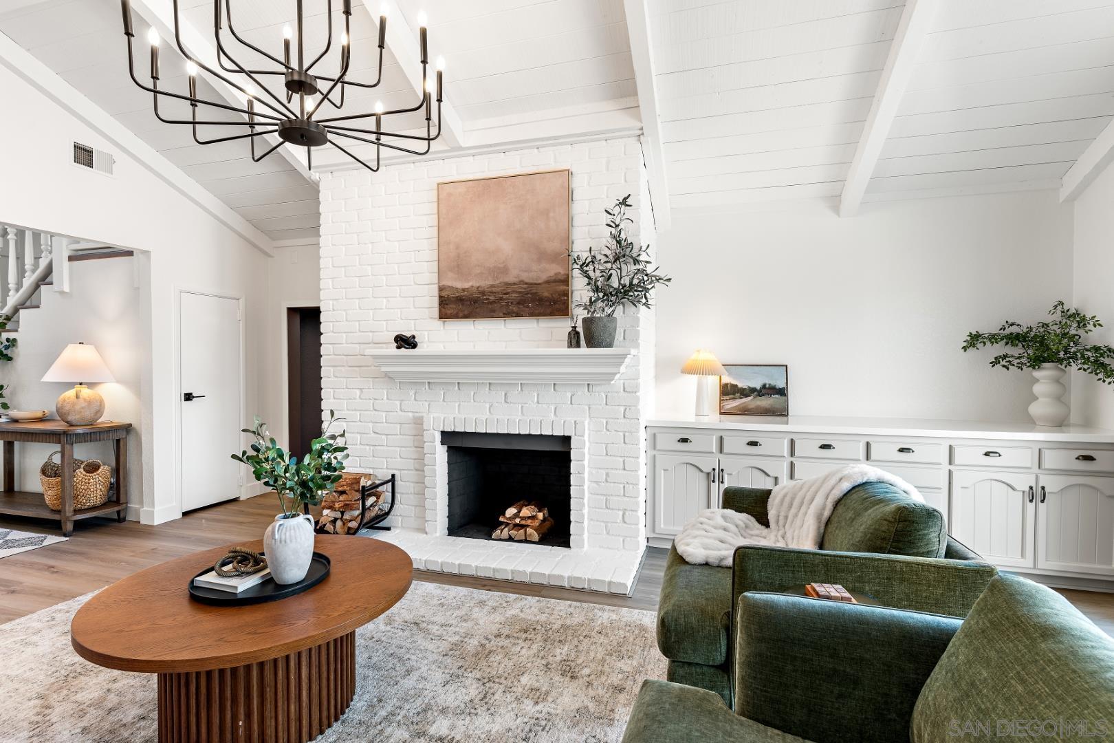 Detail Gallery Image 10 of 67 For 4141  Palomar Drive, Fallbrook,  CA 92028 - 5 Beds | 3 Baths