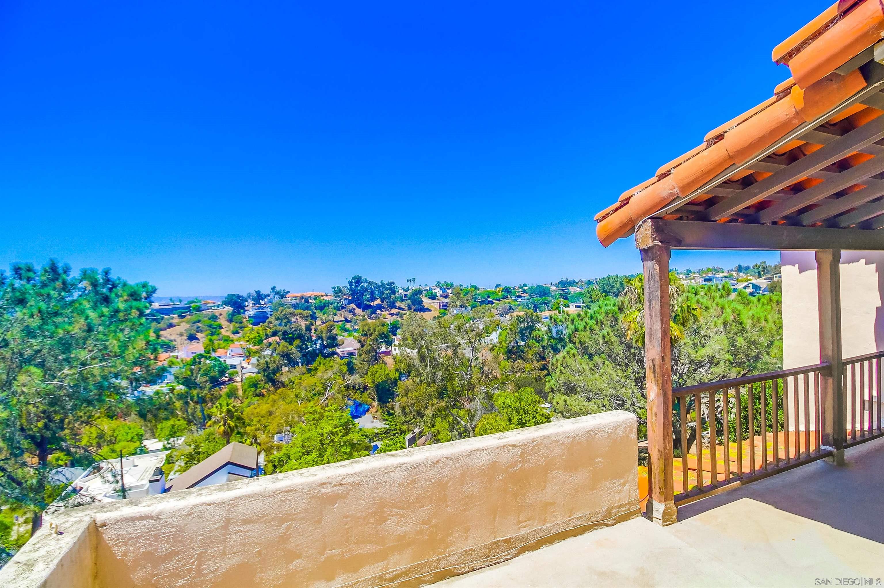 Detail Gallery Image 29 of 34 For 2854  Albatross Street, San Diego,  CA 92103 - 4 Beds | 2/1 Baths