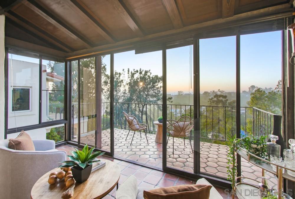 Detail Gallery Image 9 of 51 For 2854  Albatross Street, San Diego,  CA 92103 - 4 Beds | 2/1 Baths