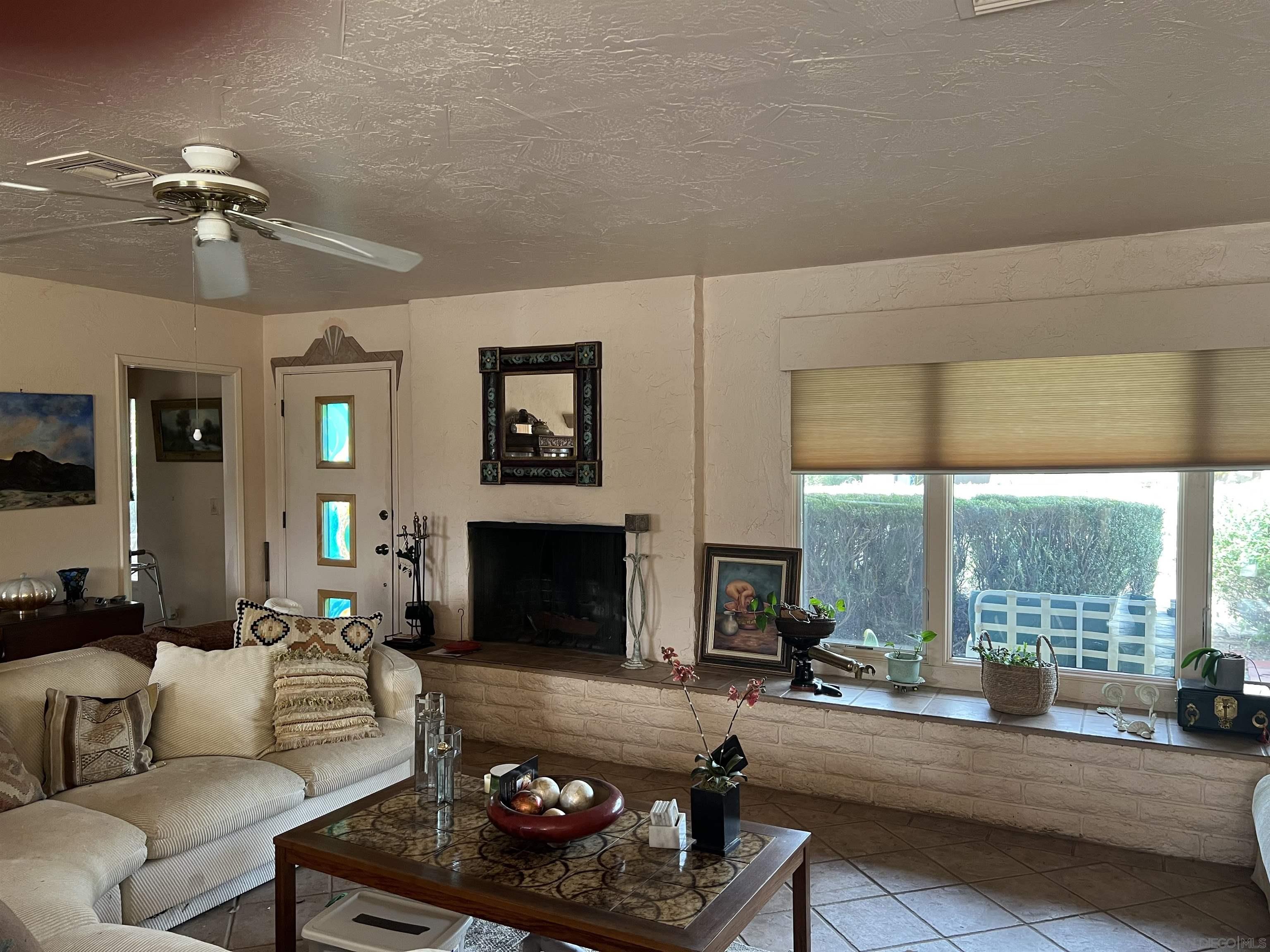 Detail Gallery Image 10 of 33 For 349  Pointing Rock Dr, Borrego Springs,  CA 92004 - 3 Beds | 2 Baths