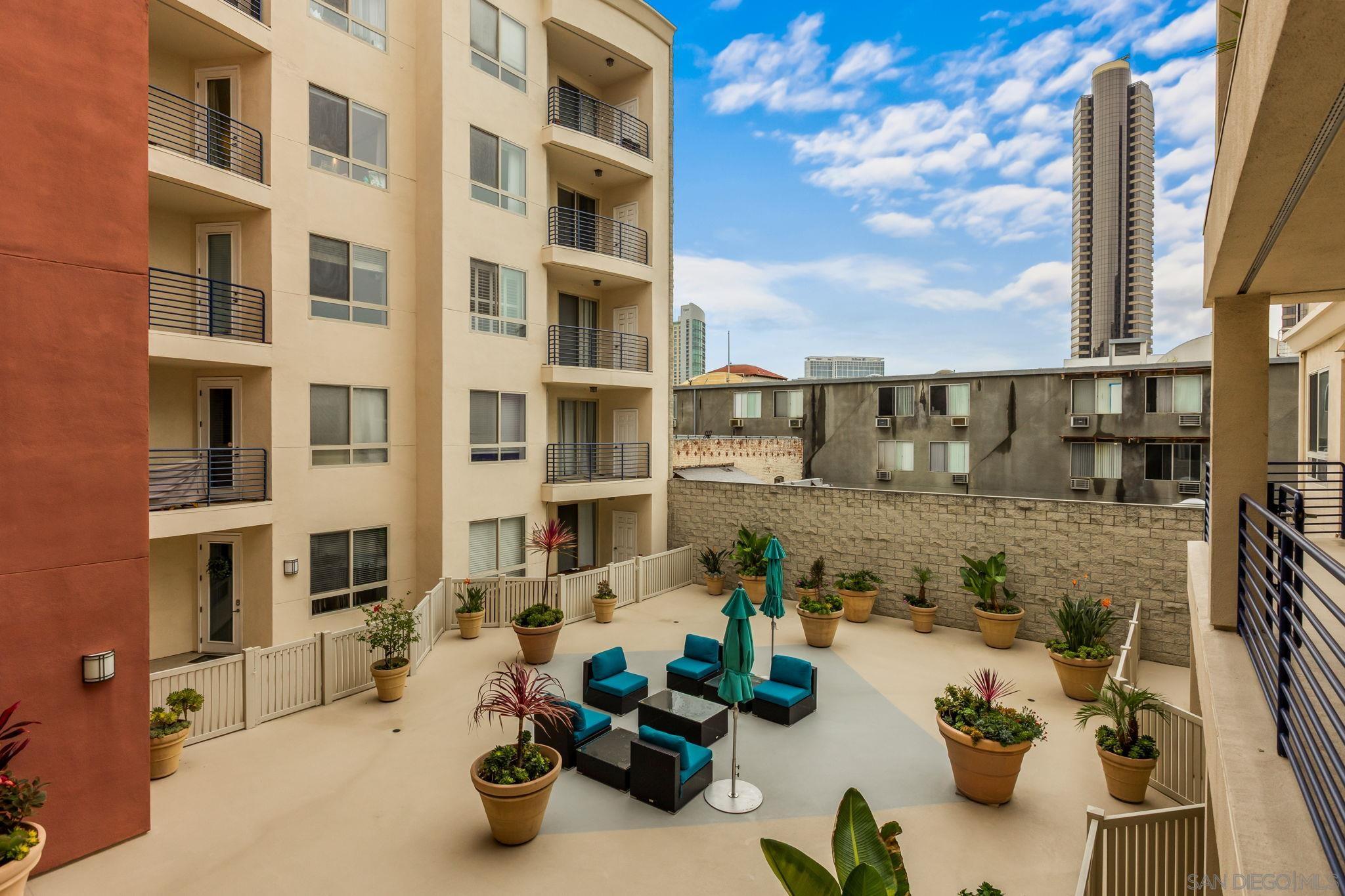 Detail Gallery Image 23 of 24 For 235  Market St  #301,  San Diego,  CA 92101 - 3 Beds | 2 Baths