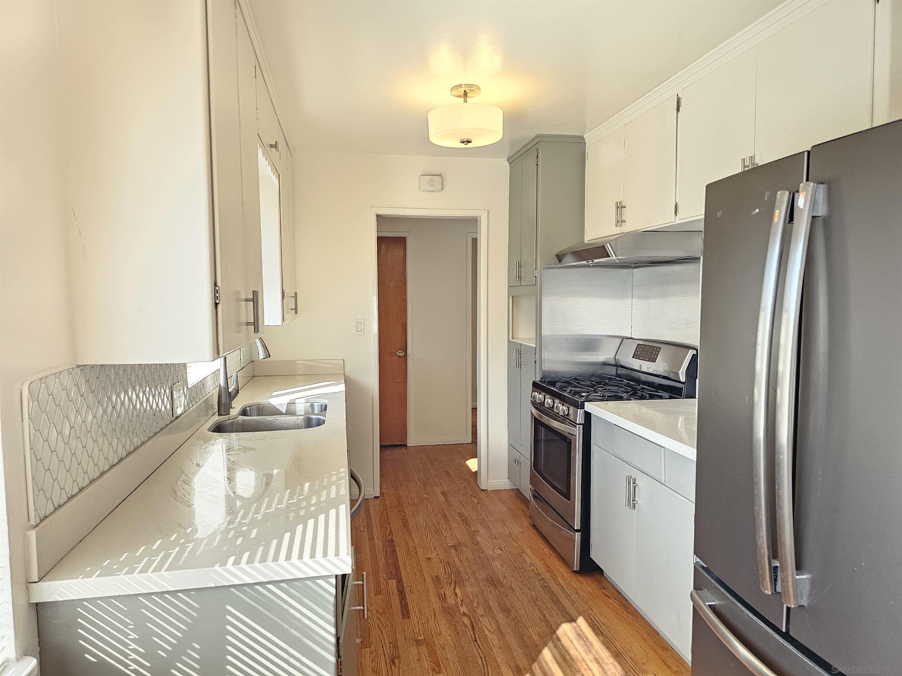 Detail Gallery Image 5 of 19 For 5181  Barbara Ann Pl., San Diego,  CA 92115 - 3 Beds | 2 Baths