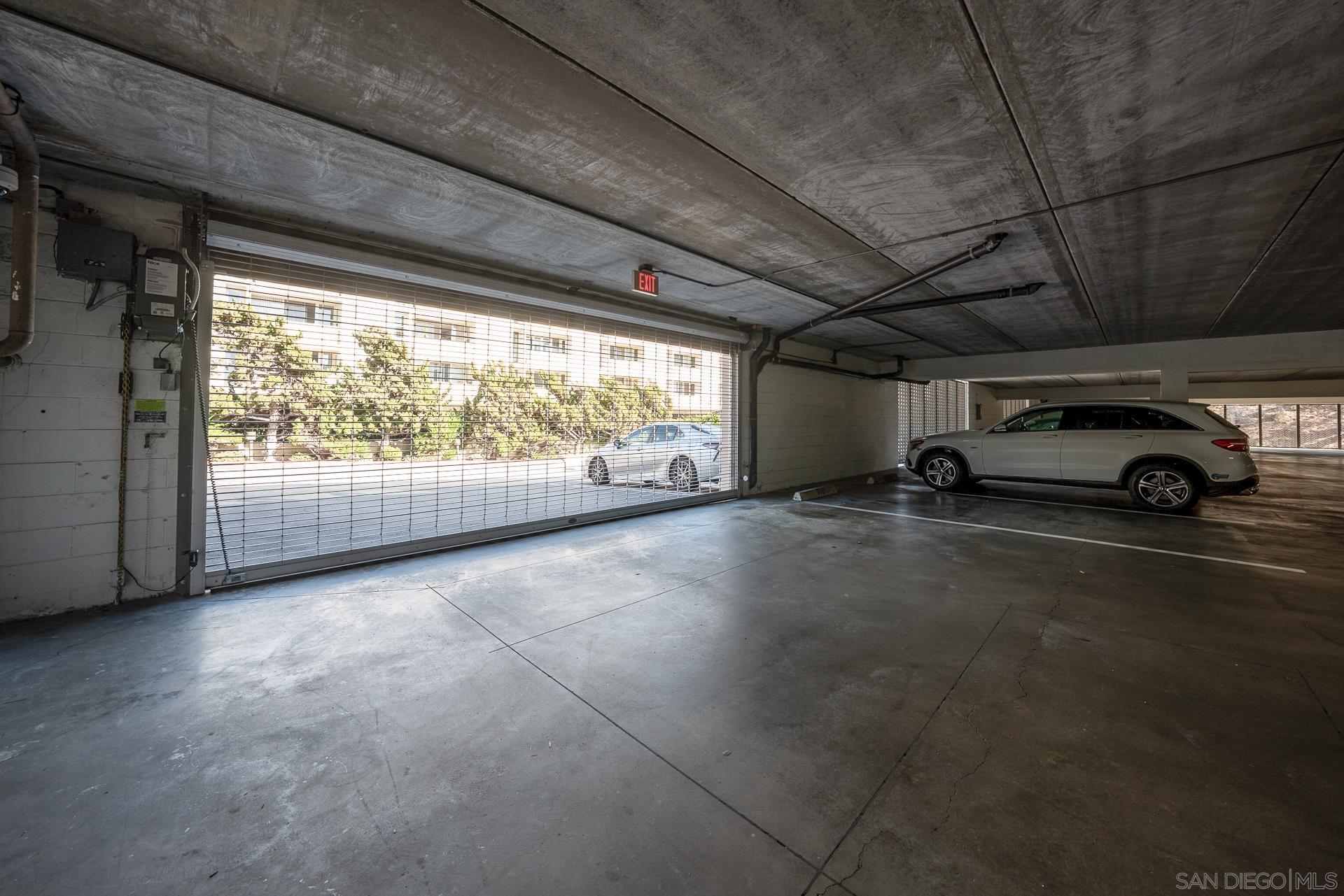 Detail Gallery Image 22 of 35 For 2500  Torrey Pines  119, La Jolla,  CA 92037 - 1 Beds | 1/1 Baths