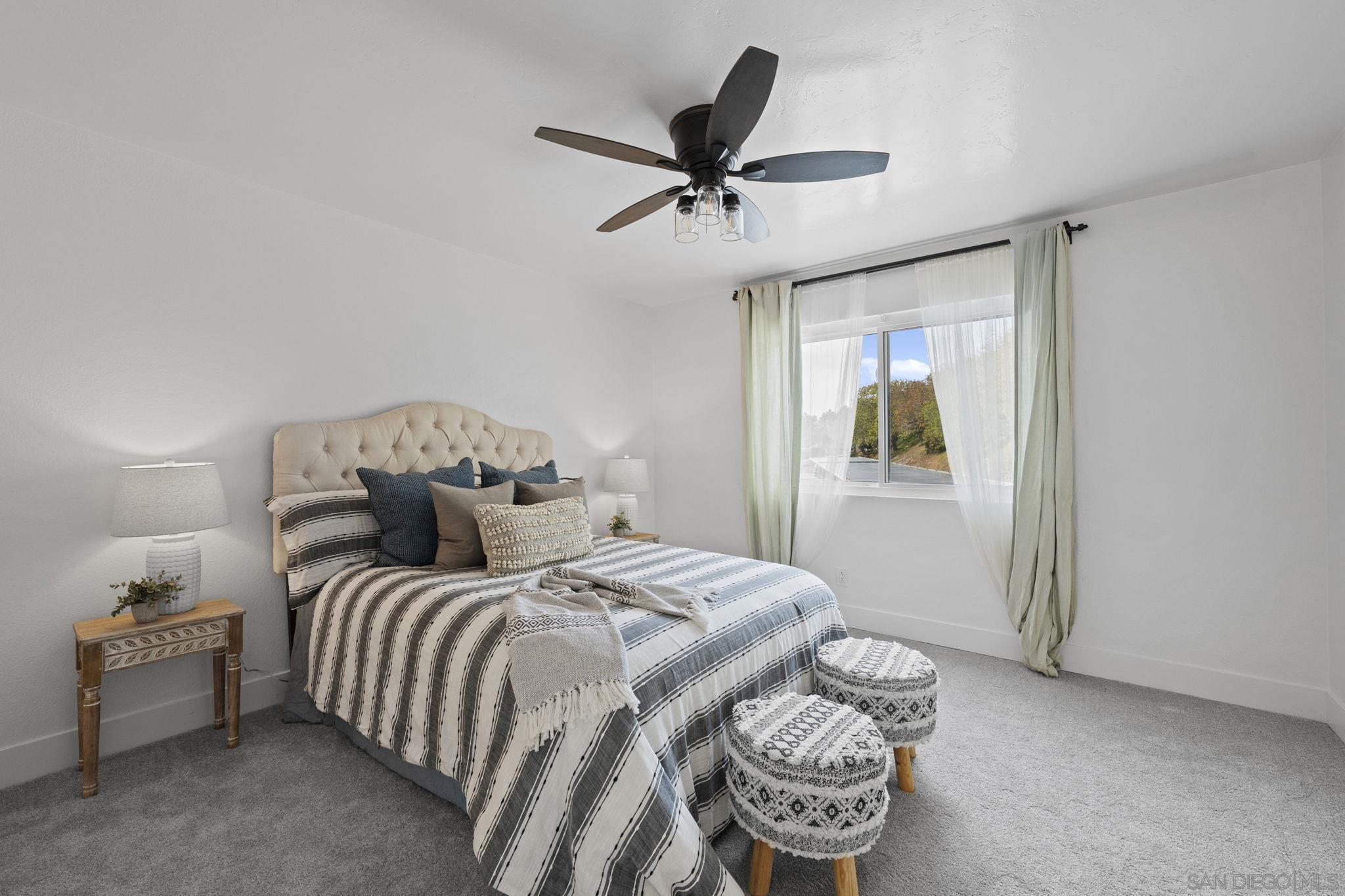 Detail Gallery Image 11 of 23 For 3002  Blue Oak Ct, Spring Valley,  CA 91978 - 3 Beds | 2/1 Baths