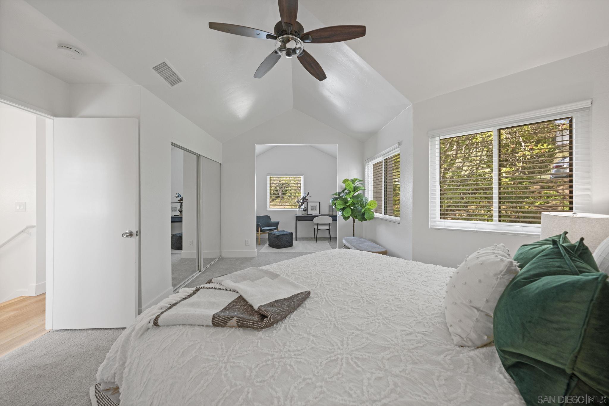 Detail Gallery Image 13 of 23 For 3002  Blue Oak Ct, Spring Valley,  CA 91978 - 3 Beds | 2/1 Baths