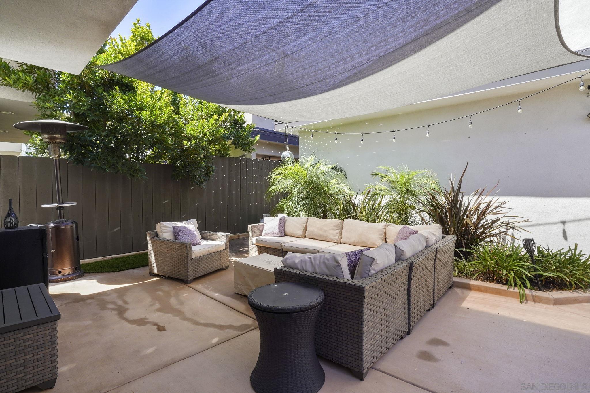 Detail Gallery Image 18 of 62 For 1122  Oliver Ave, San Diego,  CA 92109 - 4 Beds | 3/1 Baths