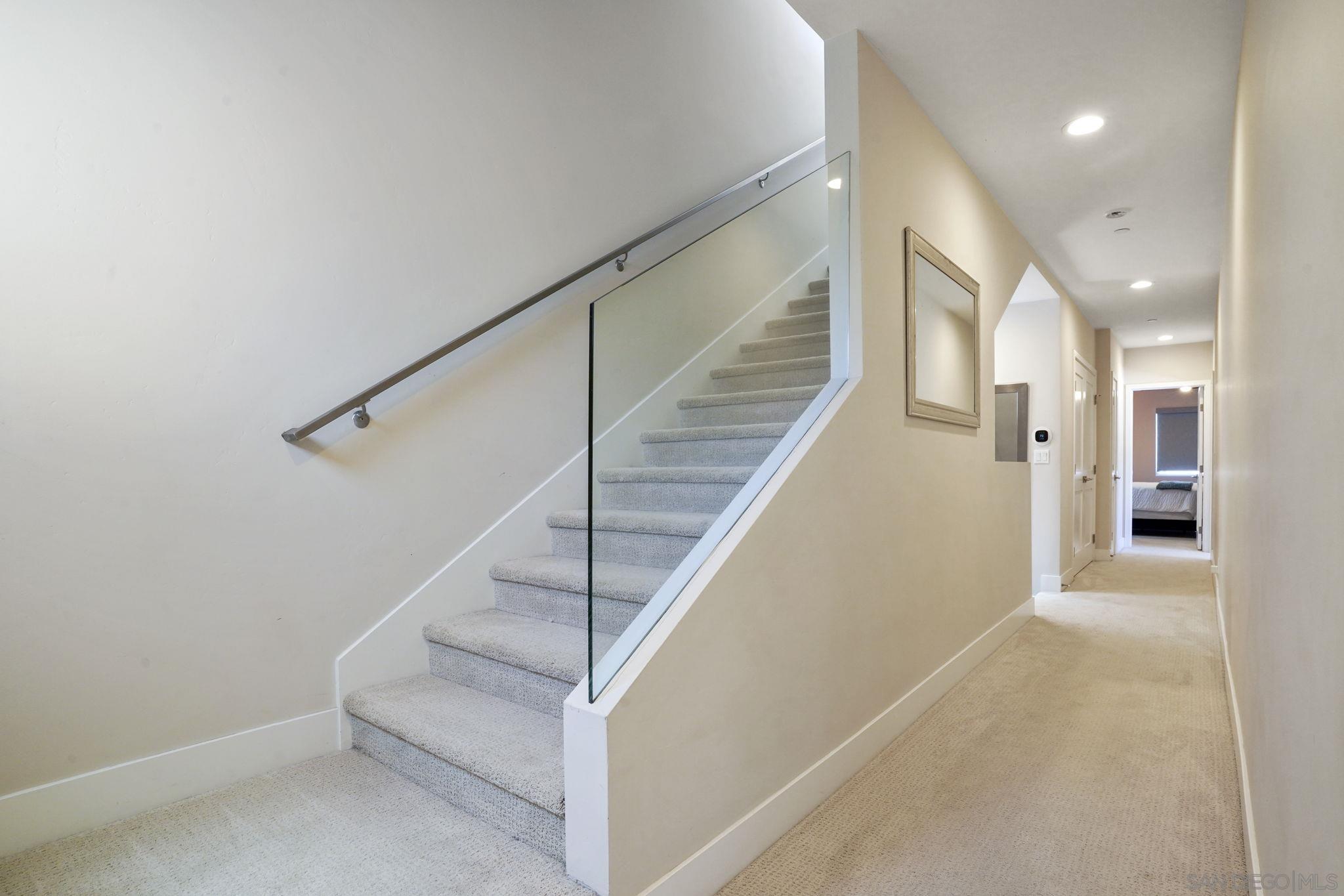 Detail Gallery Image 42 of 62 For 1122  Oliver Ave, San Diego,  CA 92109 - 4 Beds | 3/1 Baths