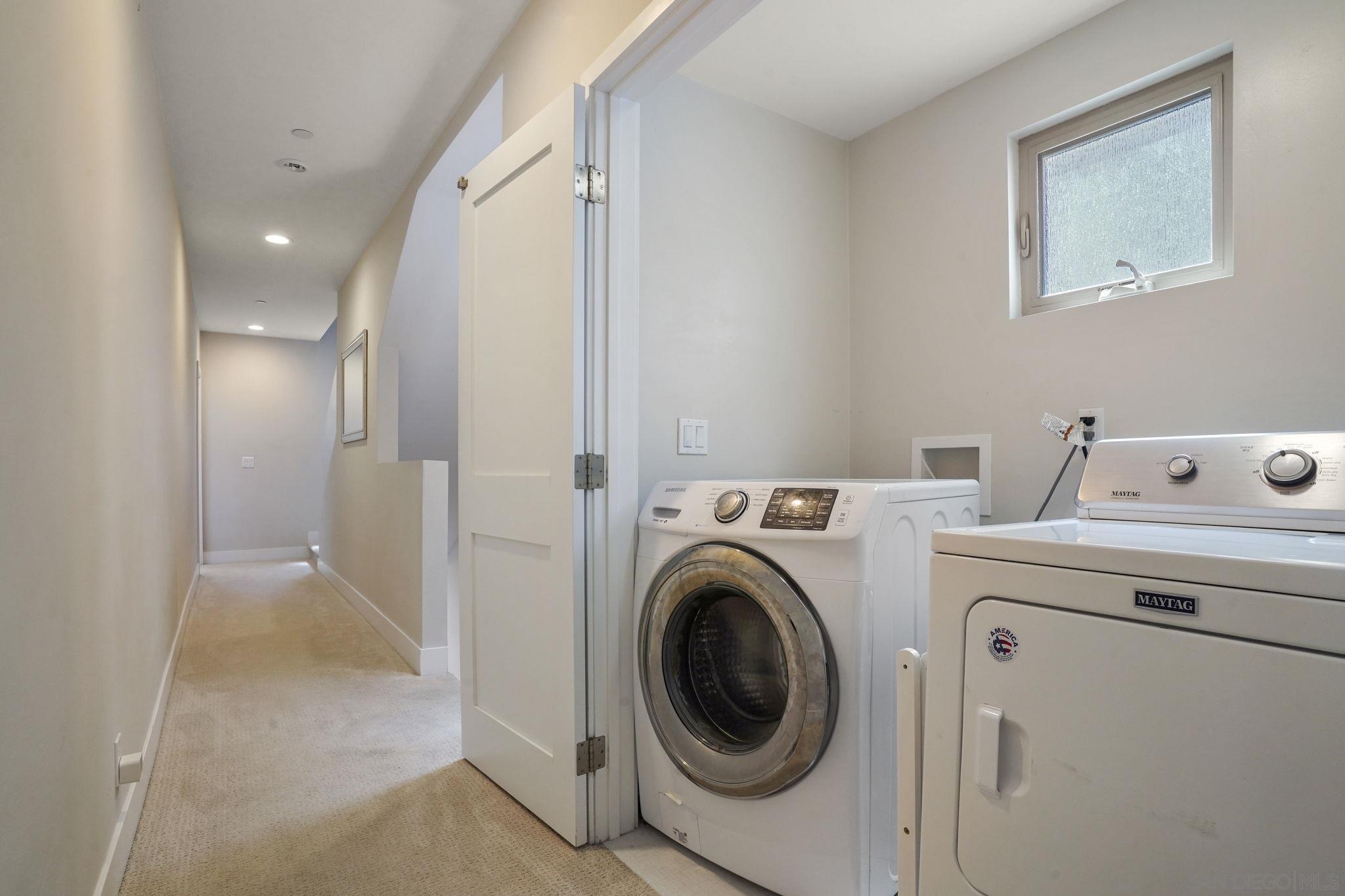 Detail Gallery Image 52 of 62 For 1122  Oliver Ave, San Diego,  CA 92109 - 4 Beds | 3/1 Baths