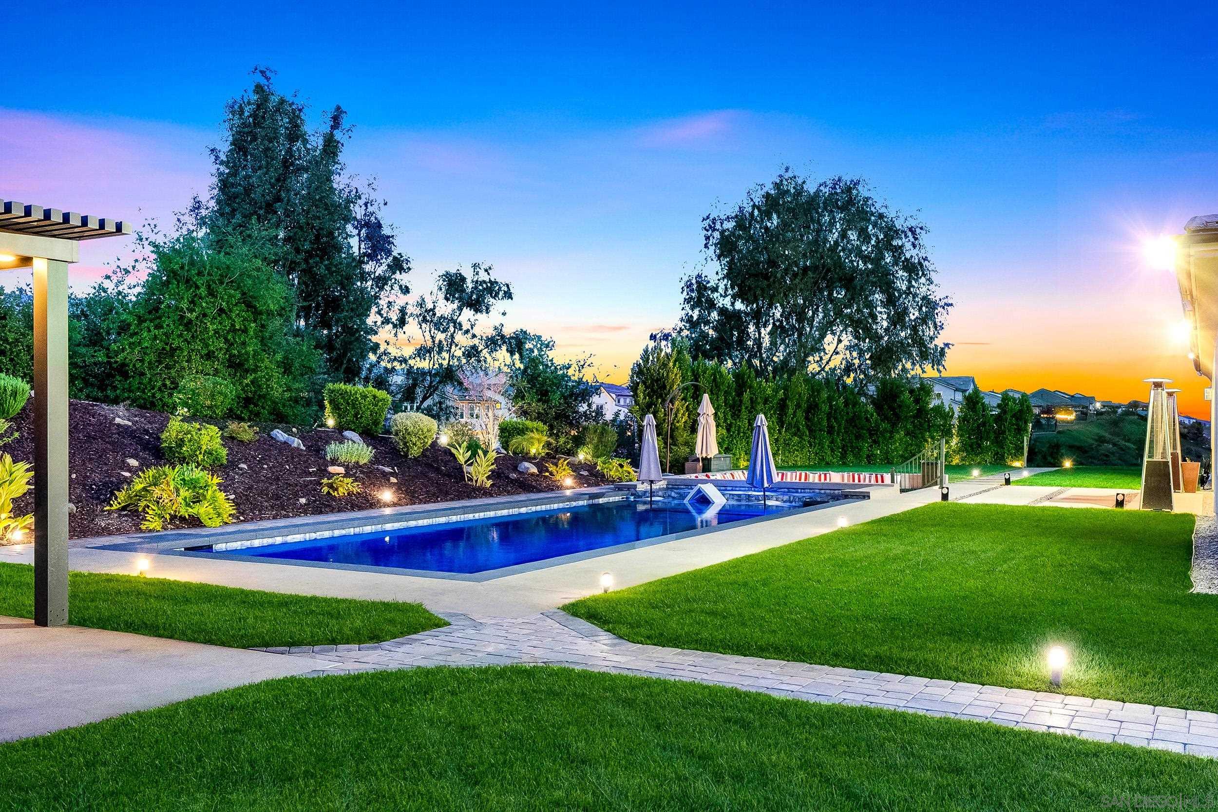 Detail Gallery Image 2 of 58 For 21992  Wilgen Rd, Escondido,  CA 92029 - 5 Beds | 4/1 Baths