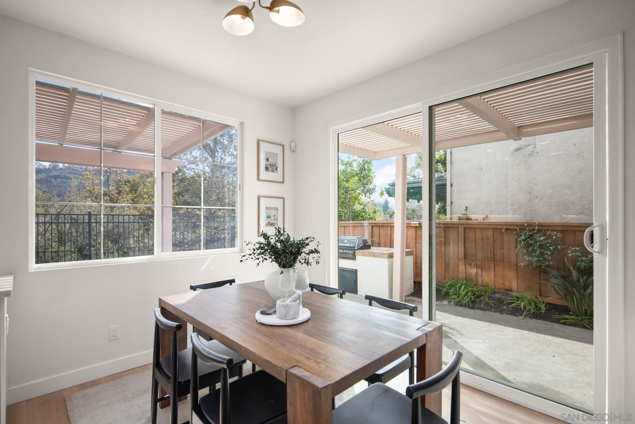 Detail Gallery Image 14 of 56 For 5155  Ruette De Mer, San Diego,  CA 92130 - 6 Beds | 3/1 Baths