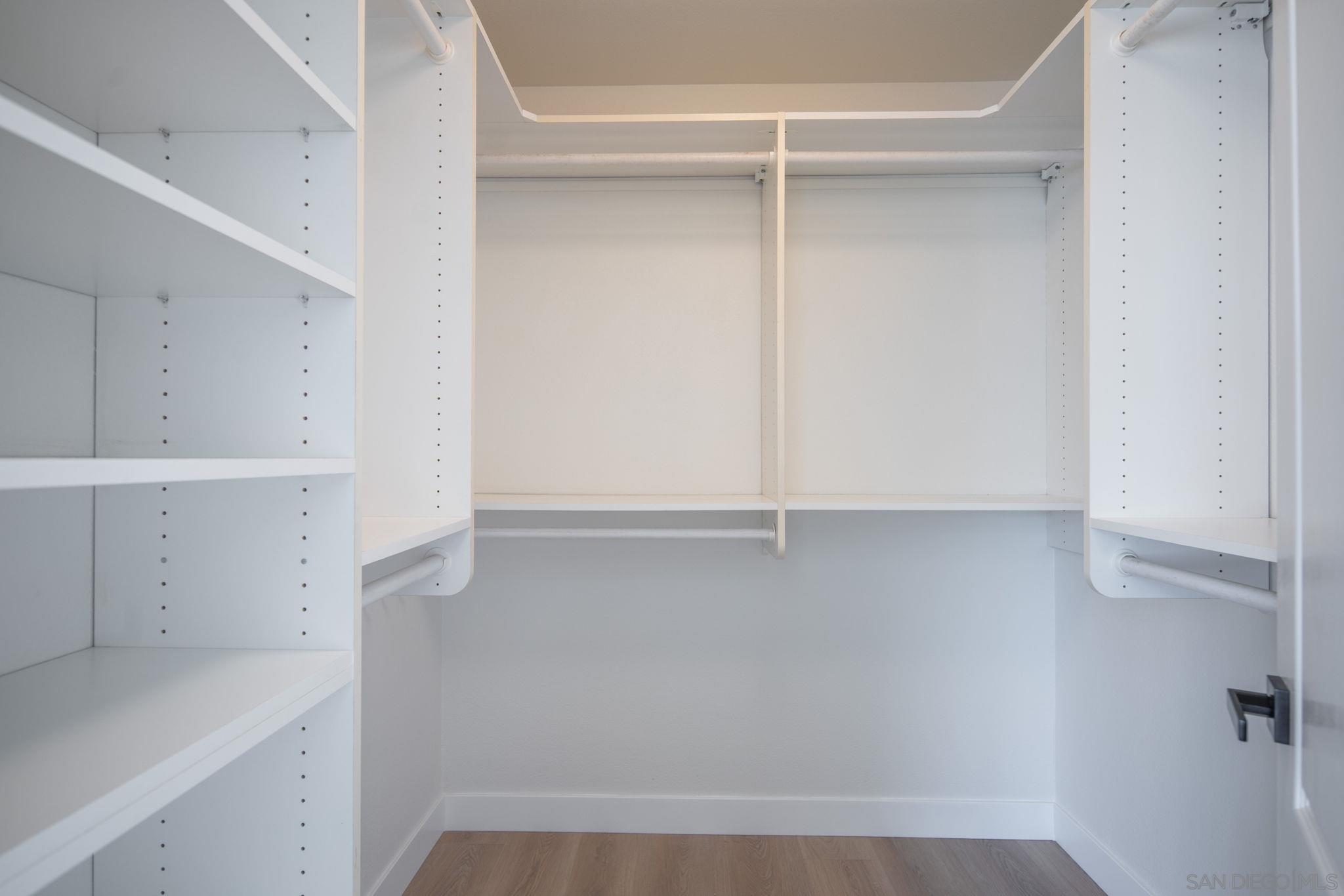 Detail Gallery Image 23 of 56 For 5155  Ruette De Mer, San Diego,  CA 92130 - 6 Beds | 3/1 Baths