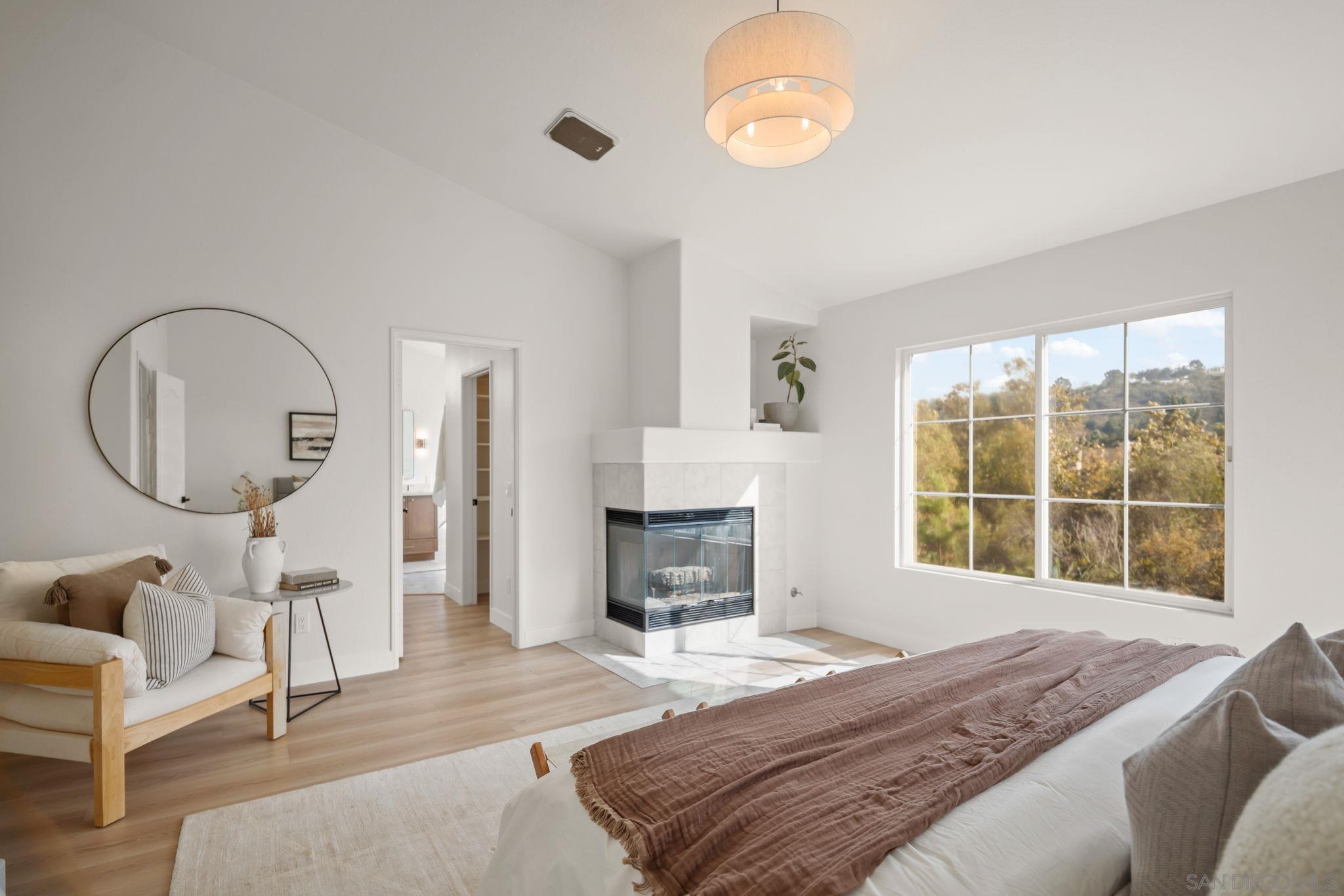 Detail Gallery Image 24 of 56 For 5155  Ruette De Mer, San Diego,  CA 92130 - 6 Beds | 3/1 Baths