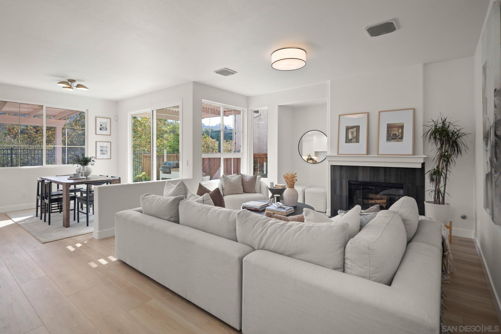 Detail Gallery Image 9 of 56 For 5155  Ruette De Mer, San Diego,  CA 92130 - 6 Beds | 3/1 Baths