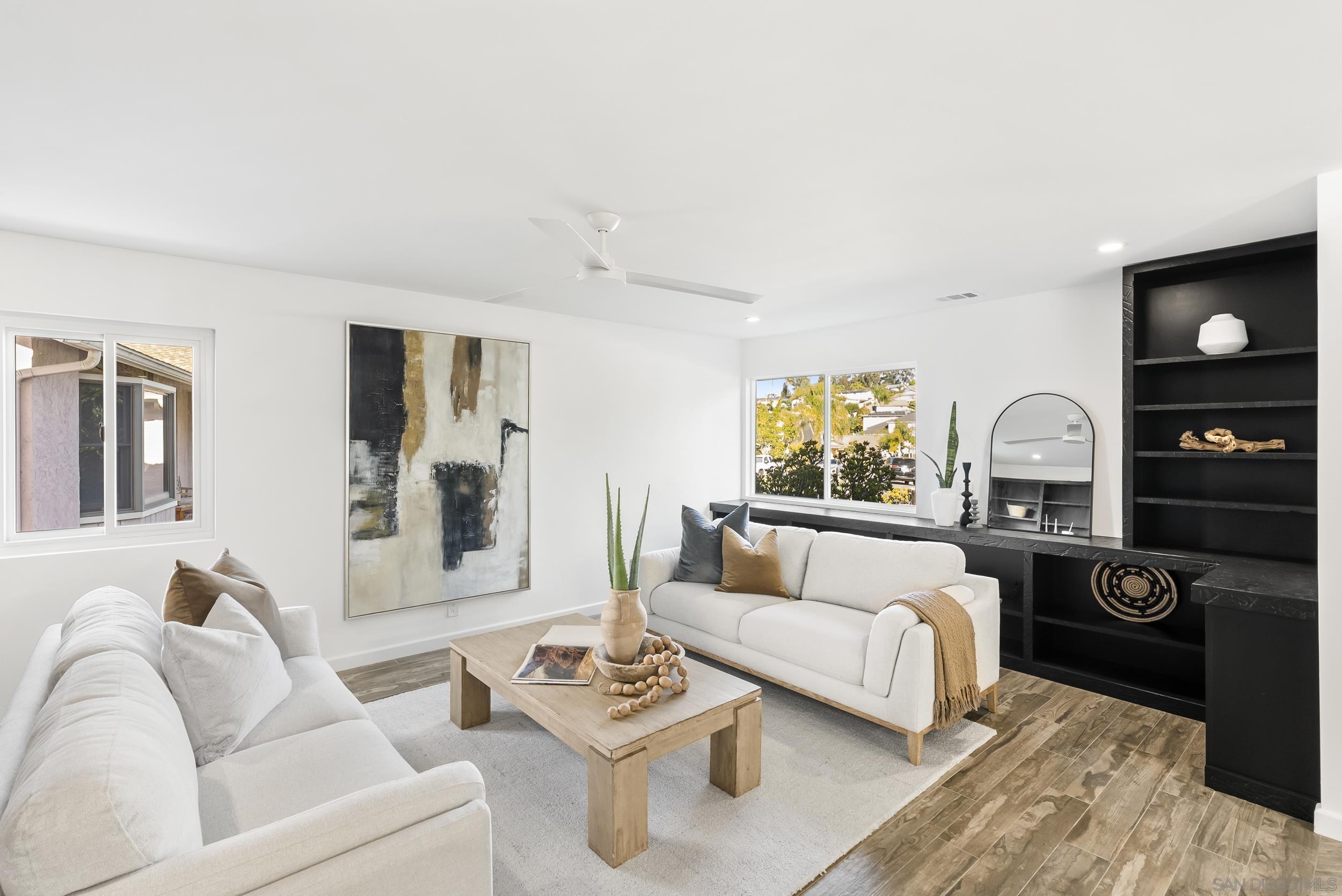 Detail Gallery Image 11 of 62 For 11715  Lake Grove Ct, San Diego,  CA 92131 - 5 Beds | 3 Baths