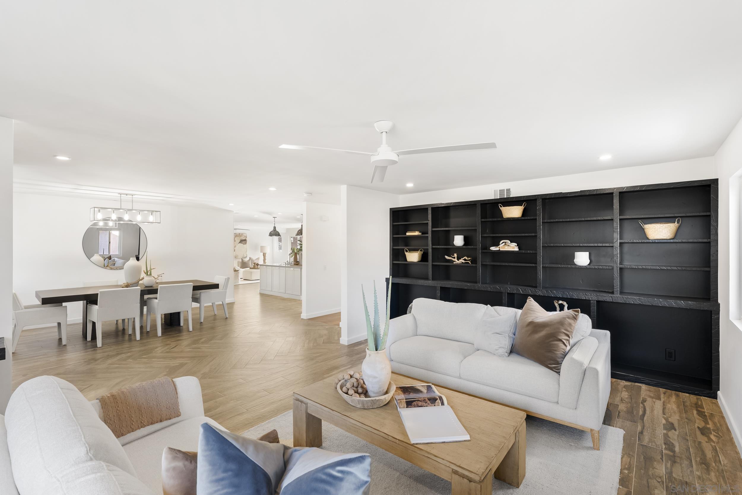 Detail Gallery Image 12 of 62 For 11715  Lake Grove Ct, San Diego,  CA 92131 - 5 Beds | 3 Baths