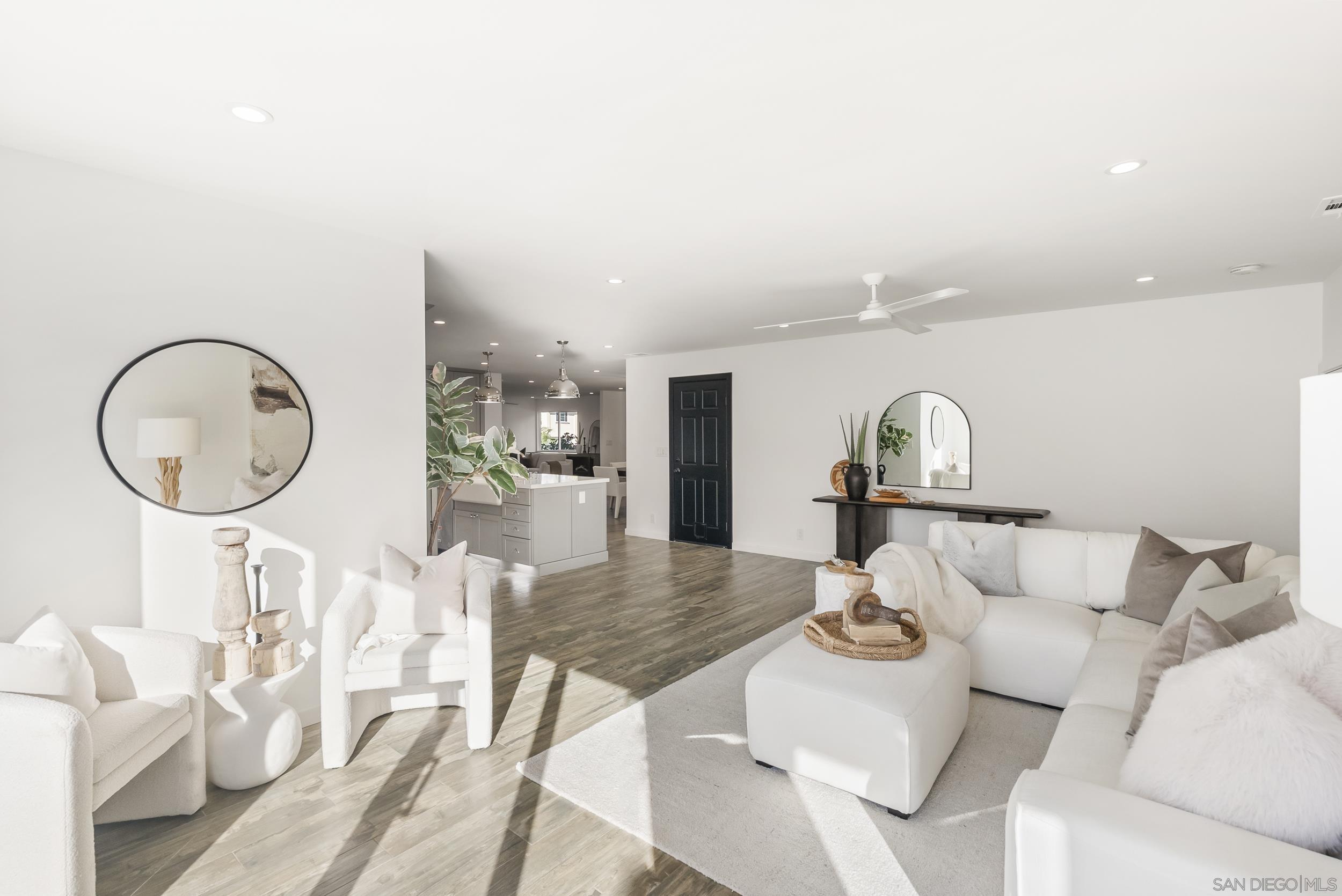 Detail Gallery Image 26 of 62 For 11715  Lake Grove Ct, San Diego,  CA 92131 - 5 Beds | 3 Baths