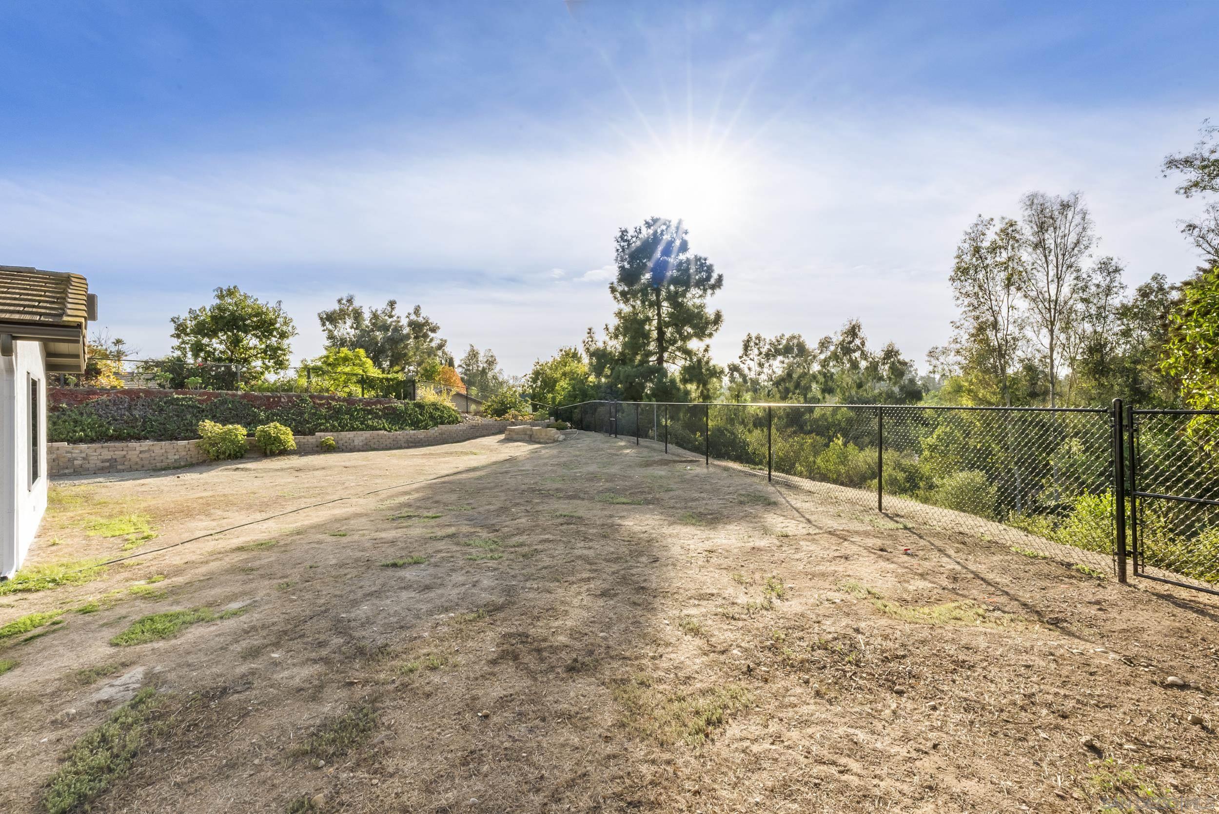 Detail Gallery Image 59 of 62 For 11715  Lake Grove Ct, San Diego,  CA 92131 - 5 Beds | 3 Baths