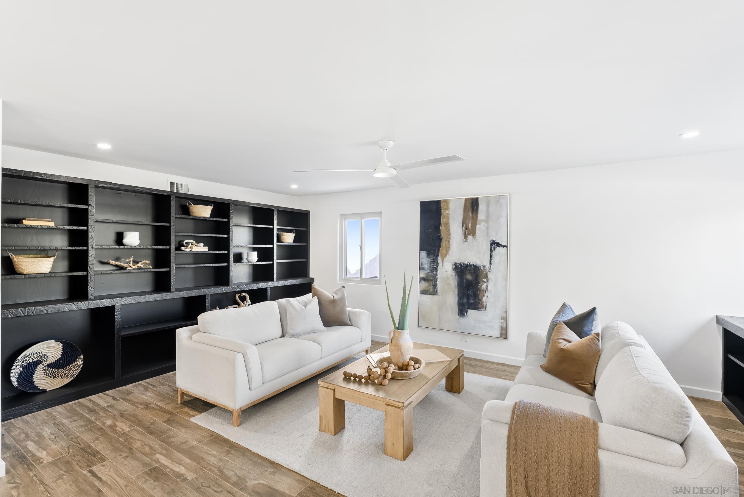 Detail Gallery Image 10 of 62 For 11715  Lake Grove Ct, San Diego,  CA 92131 - 5 Beds | 3 Baths