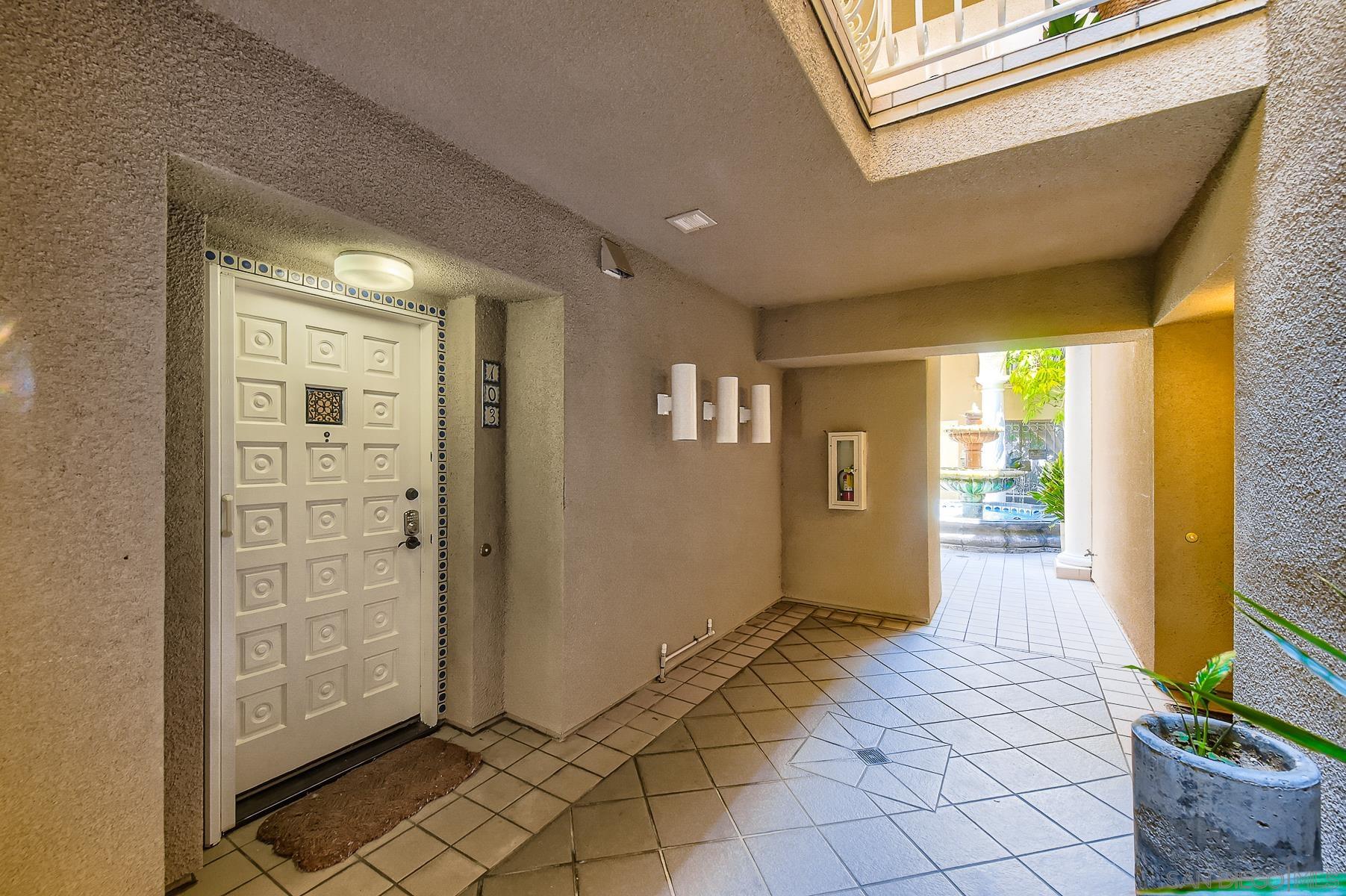 Detail Gallery Image 5 of 25 For 4012  Nobel Dr  #103,  San Diego,  CA 92122 - 2 Beds | 2 Baths
