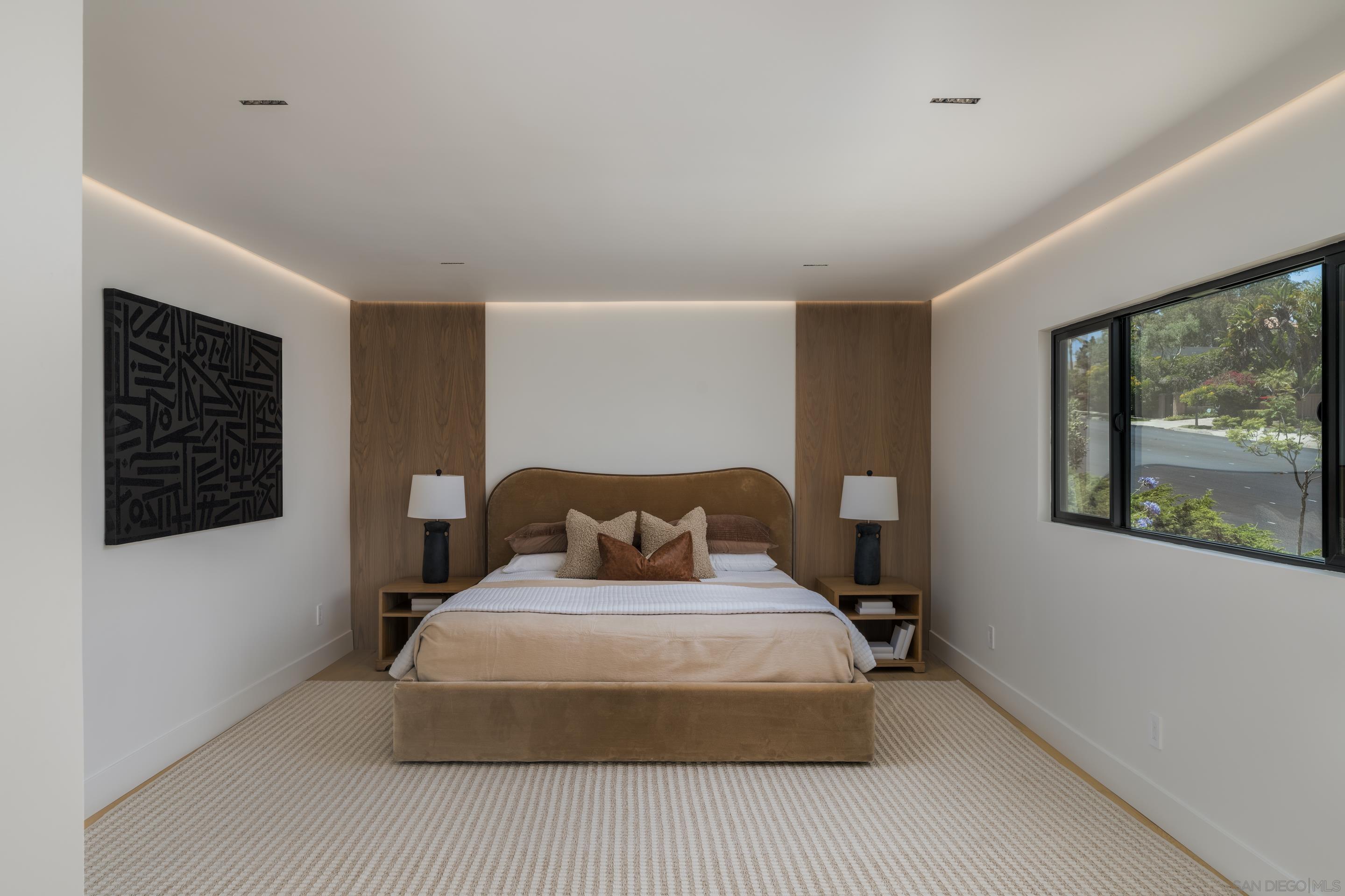 Detail Gallery Image 19 of 52 For 5826  Soledad Mountain Rd, La Jolla,  CA 92037 - 3 Beds | 2/1 Baths