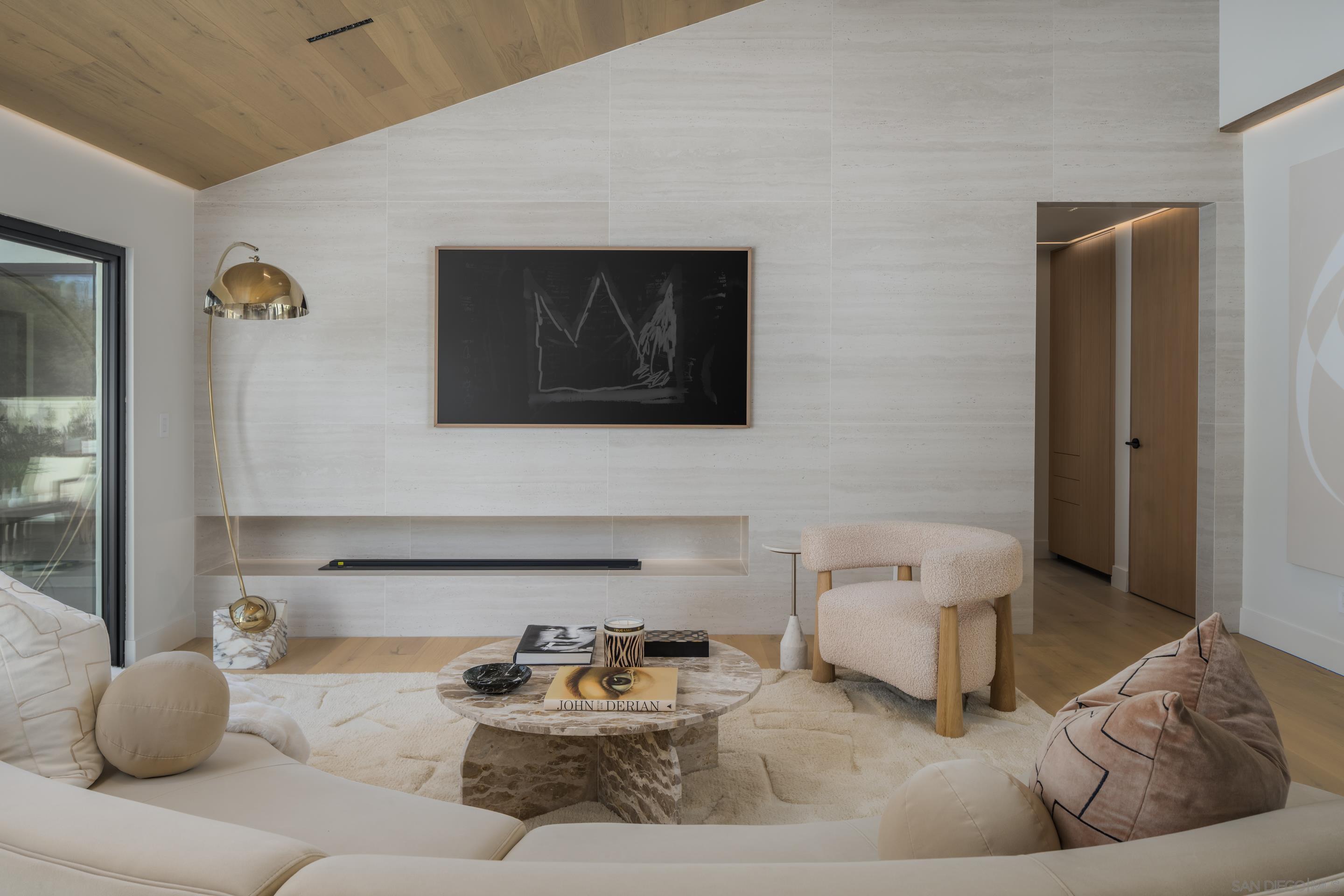 Detail Gallery Image 5 of 52 For 5826  Soledad Mountain Rd, La Jolla,  CA 92037 - 3 Beds | 2/1 Baths