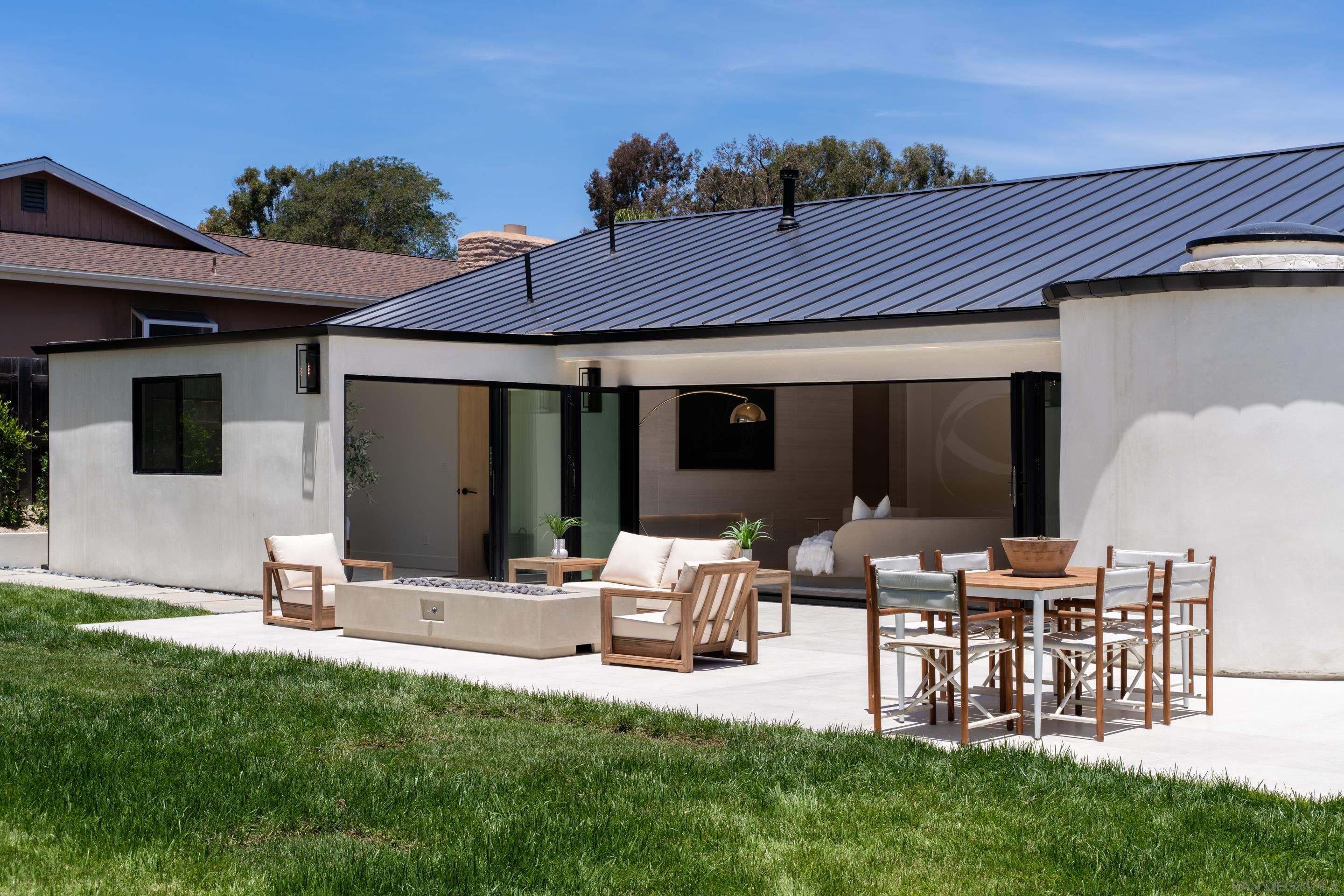 Detail Gallery Image 41 of 52 For 5826  Soledad Mountain Rd, La Jolla,  CA 92037 - 3 Beds | 2/1 Baths