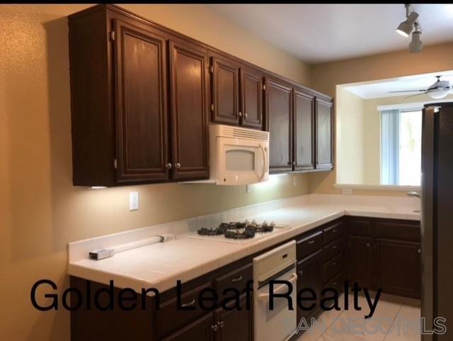 Detail Gallery Image 4 of 15 For 475  Belle Vista  195, Chula Vista,  CA 91910 - 2 Beds | 2/1 Baths