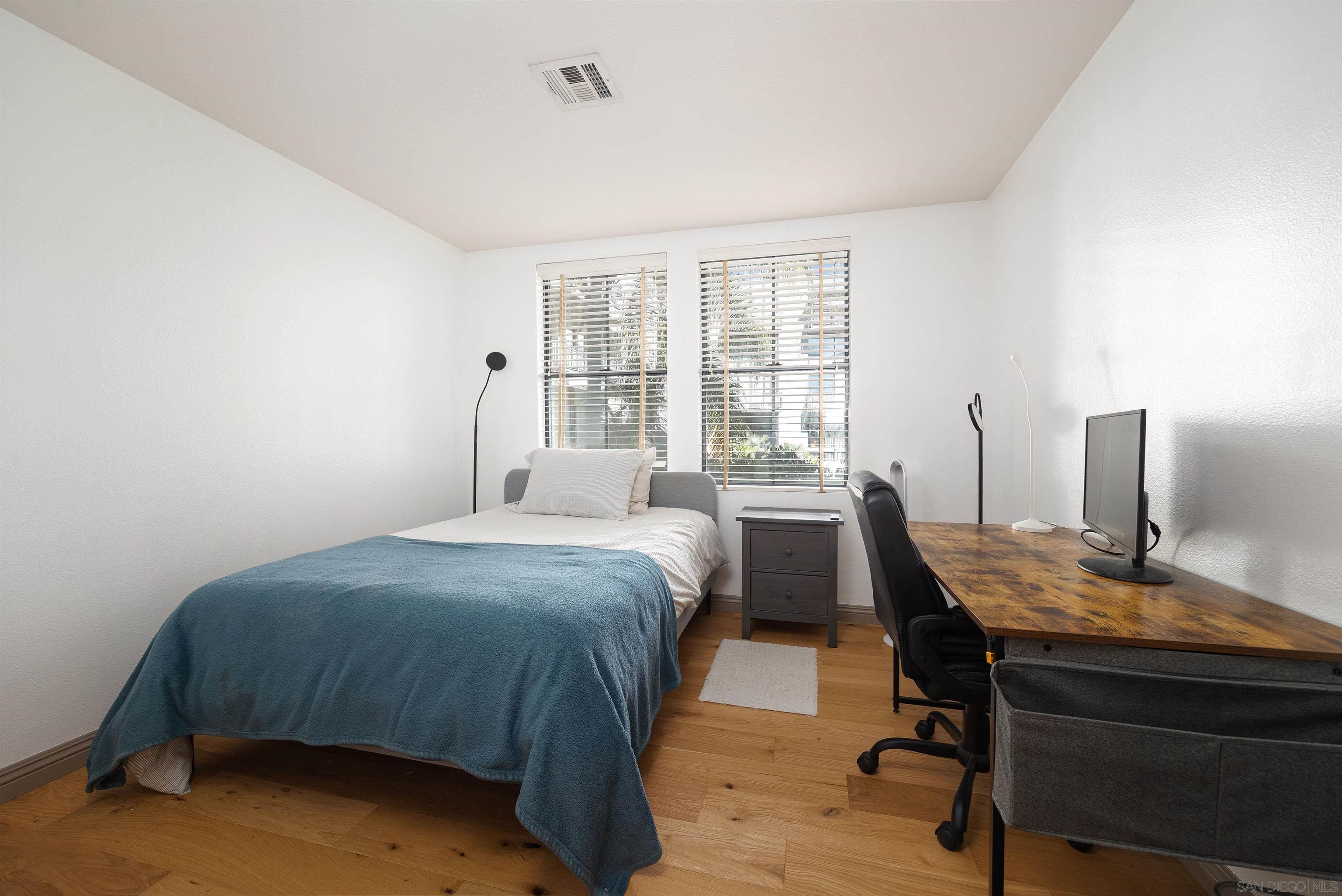 Detail Gallery Image 10 of 26 For 1750  Kettner Blvd  #107,  San Diego,  CA 92101 - 2 Beds | 2/1 Baths