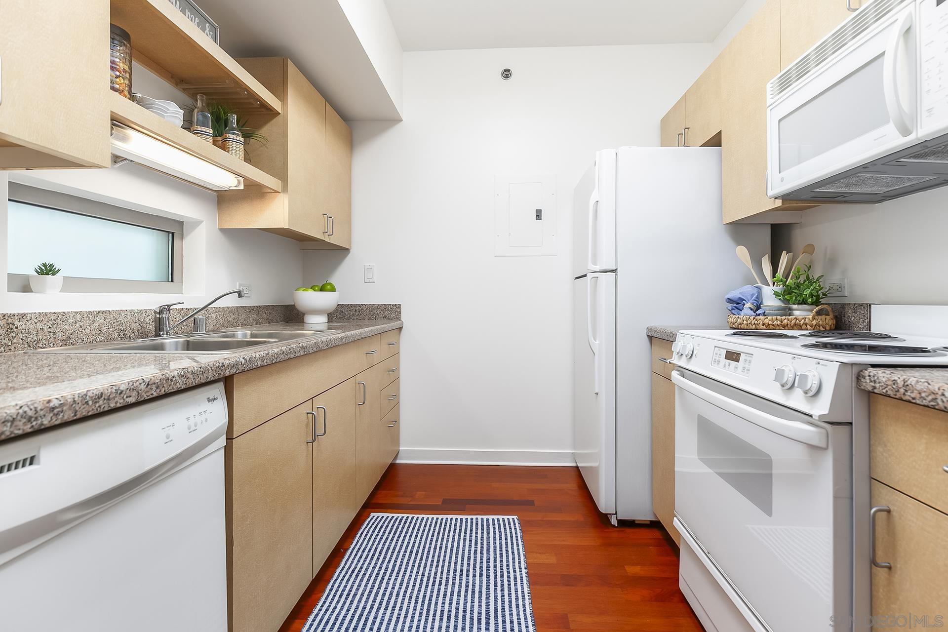 Detail Gallery Image 20 of 56 For 425 W Beech St  #327,  San Diego,  CA 92101 - 1 Beds | 1 Baths