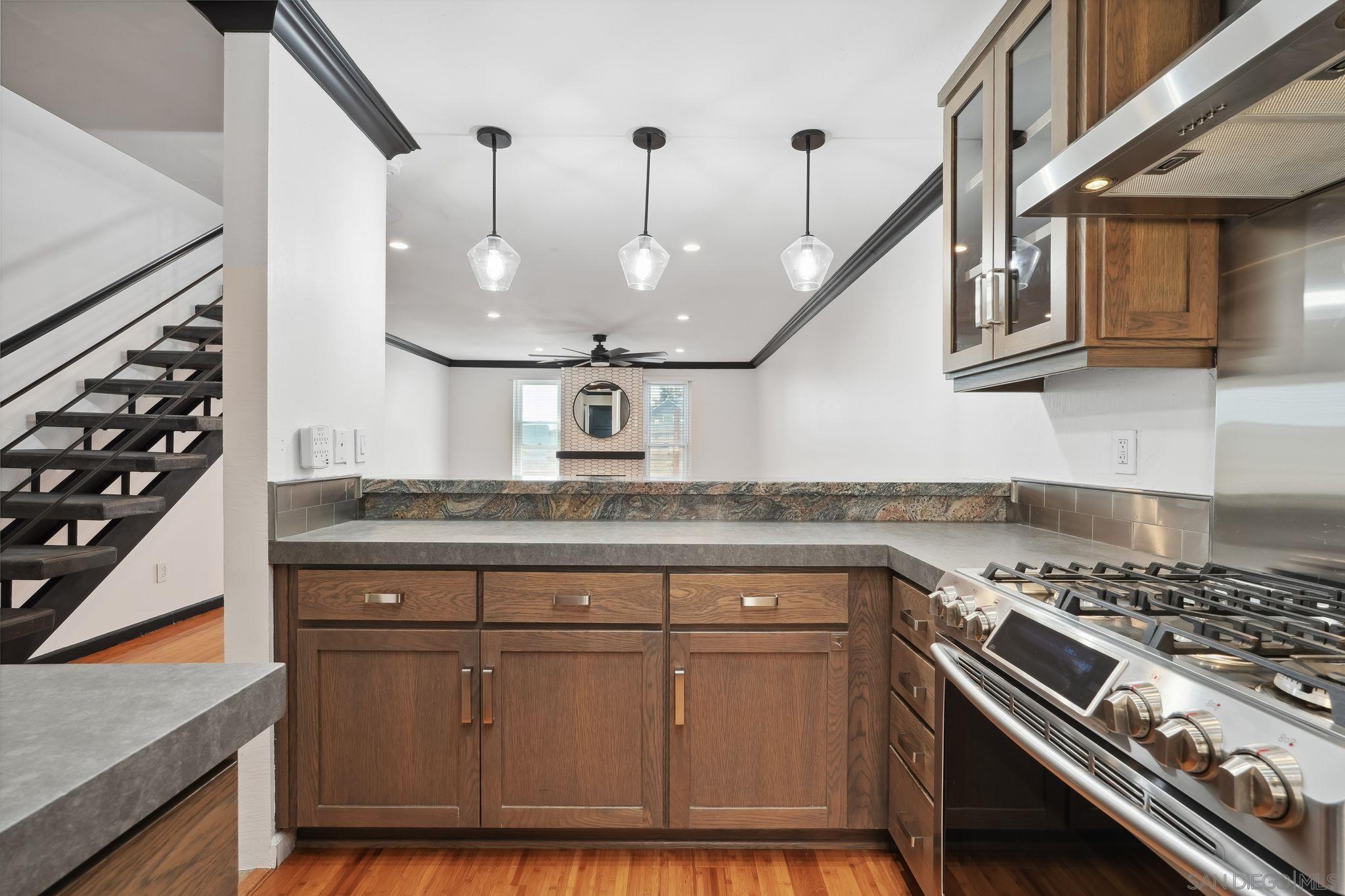 Detail Gallery Image 8 of 36 For 3774  Keating St., San Diego,  CA 92110 - 2 Beds | 1/1 Baths