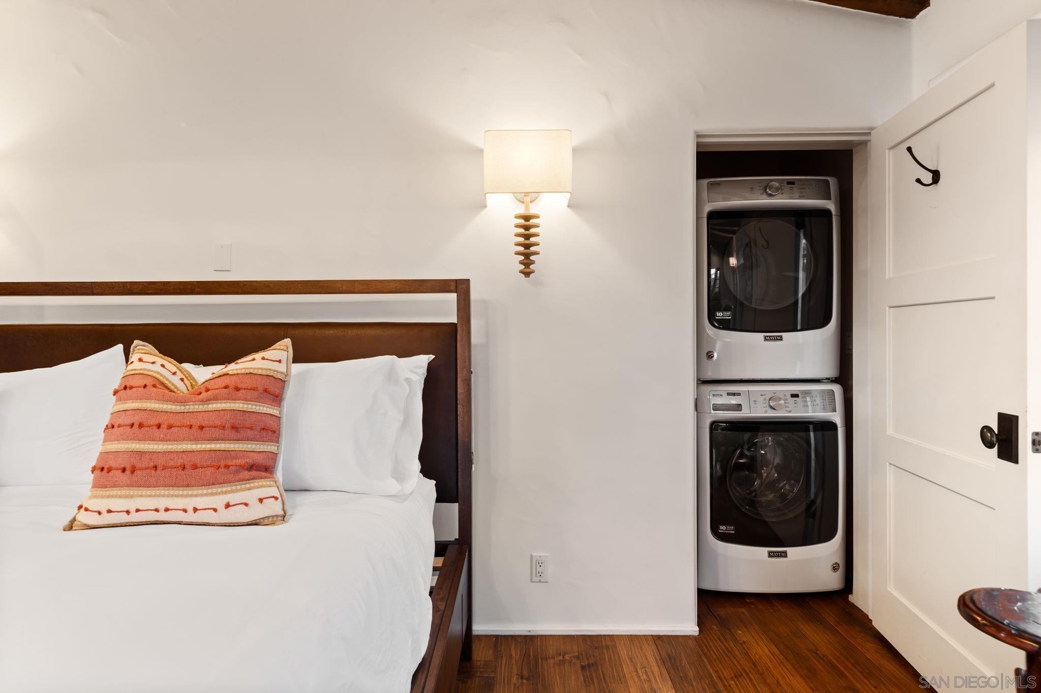 Detail Gallery Image 14 of 66 For 7344  Olivetas Ave, La Jolla,  CA 92037 - 5 Beds | 4 Baths