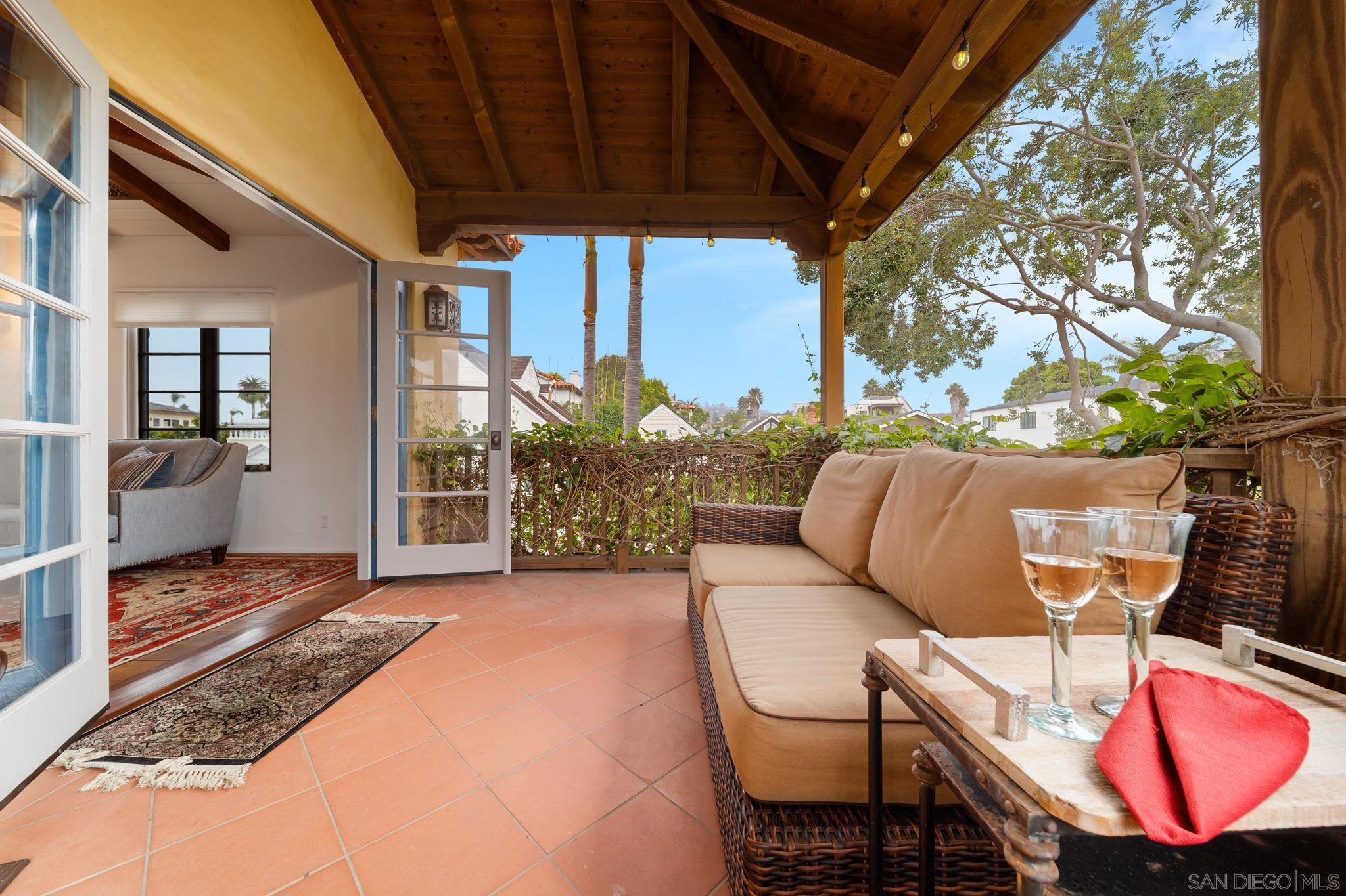 Detail Gallery Image 20 of 66 For 7344  Olivetas Ave, La Jolla,  CA 92037 - 5 Beds | 4 Baths