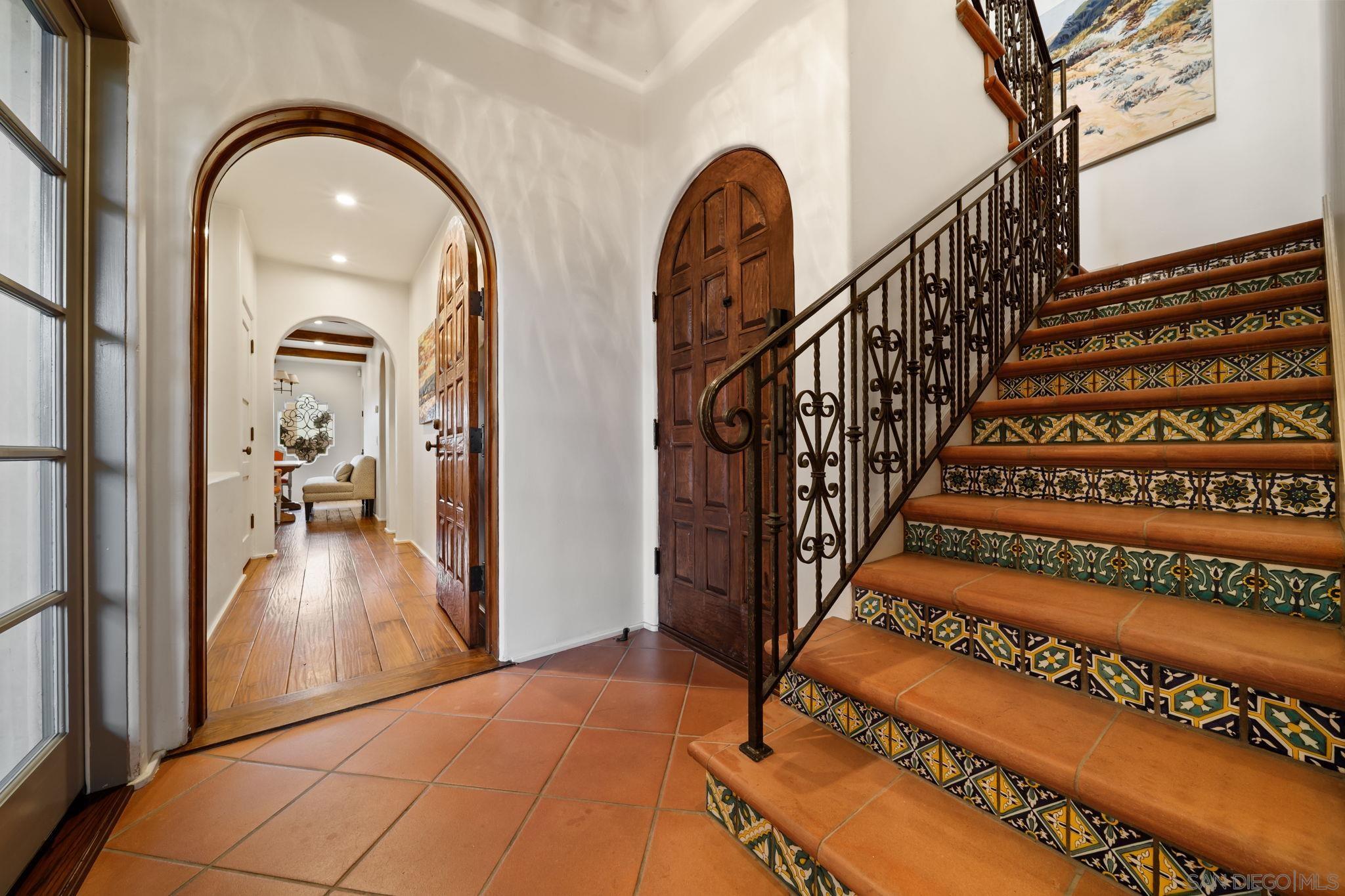 Detail Gallery Image 21 of 66 For 7344  Olivetas Ave, La Jolla,  CA 92037 - 5 Beds | 4 Baths