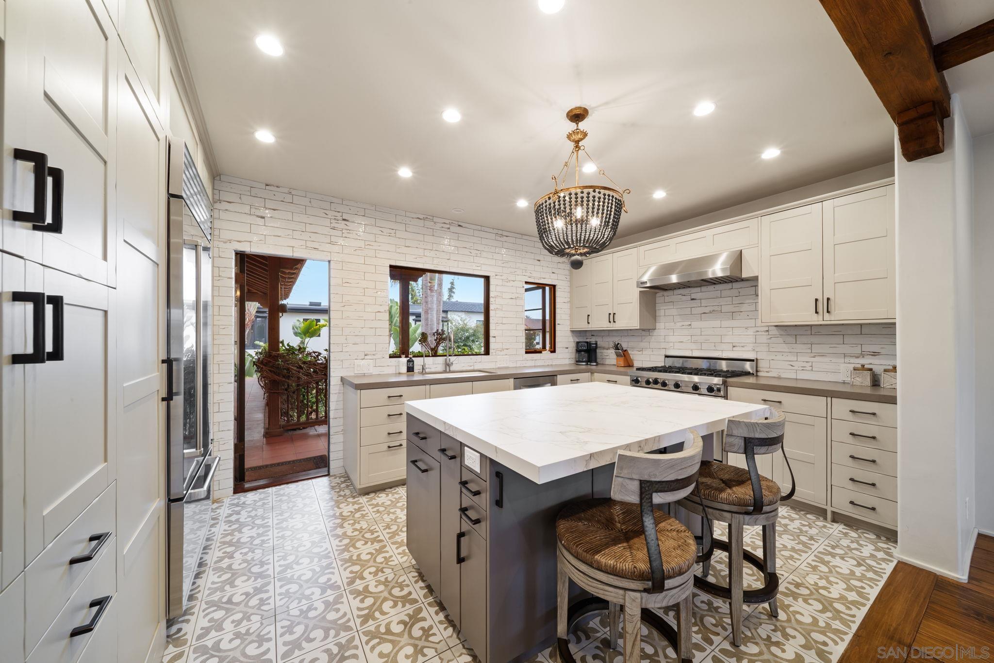 Detail Gallery Image 28 of 66 For 7344  Olivetas Ave, La Jolla,  CA 92037 - 5 Beds | 4 Baths